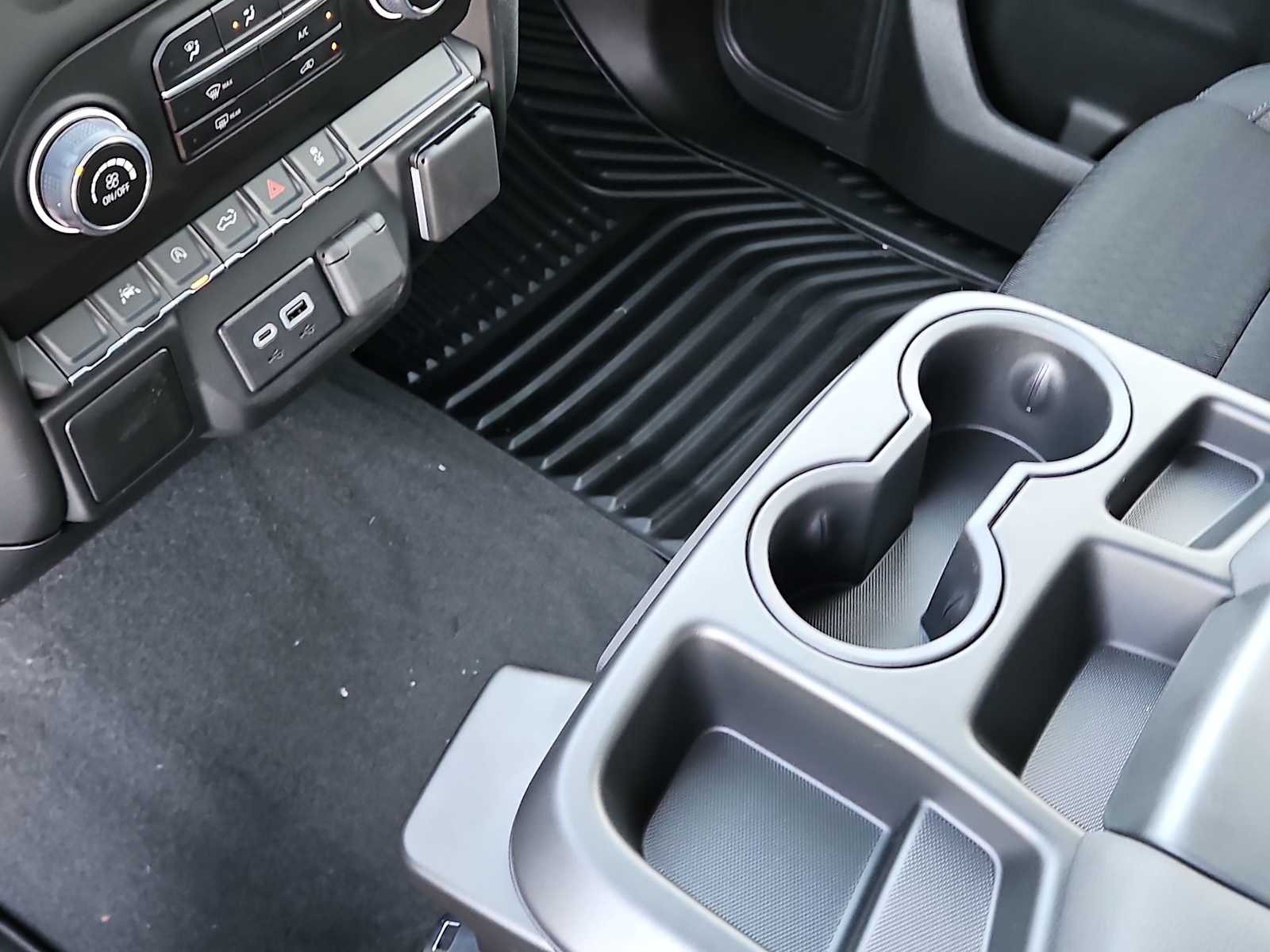 Thumbnail: 2026 Chevrolet Silverado 1500 - 20