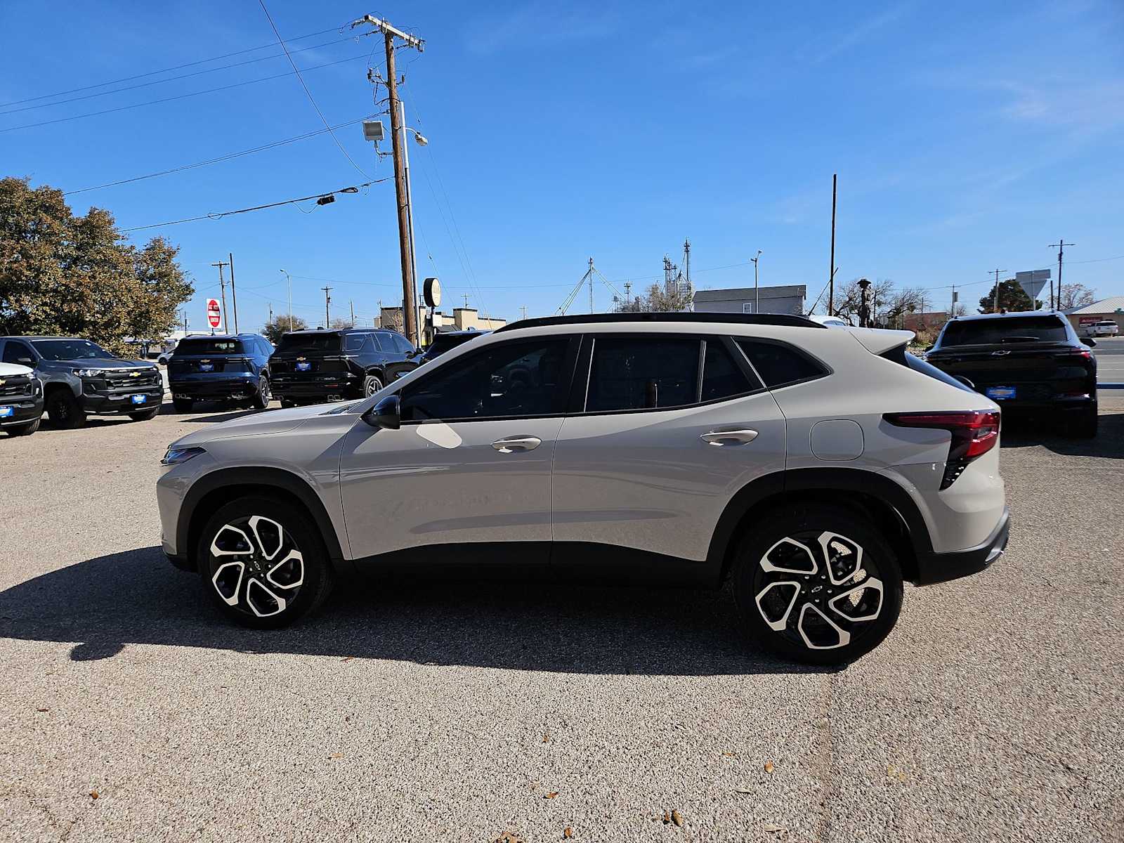 Thumbnail: 2026 Chevrolet Trax - 5