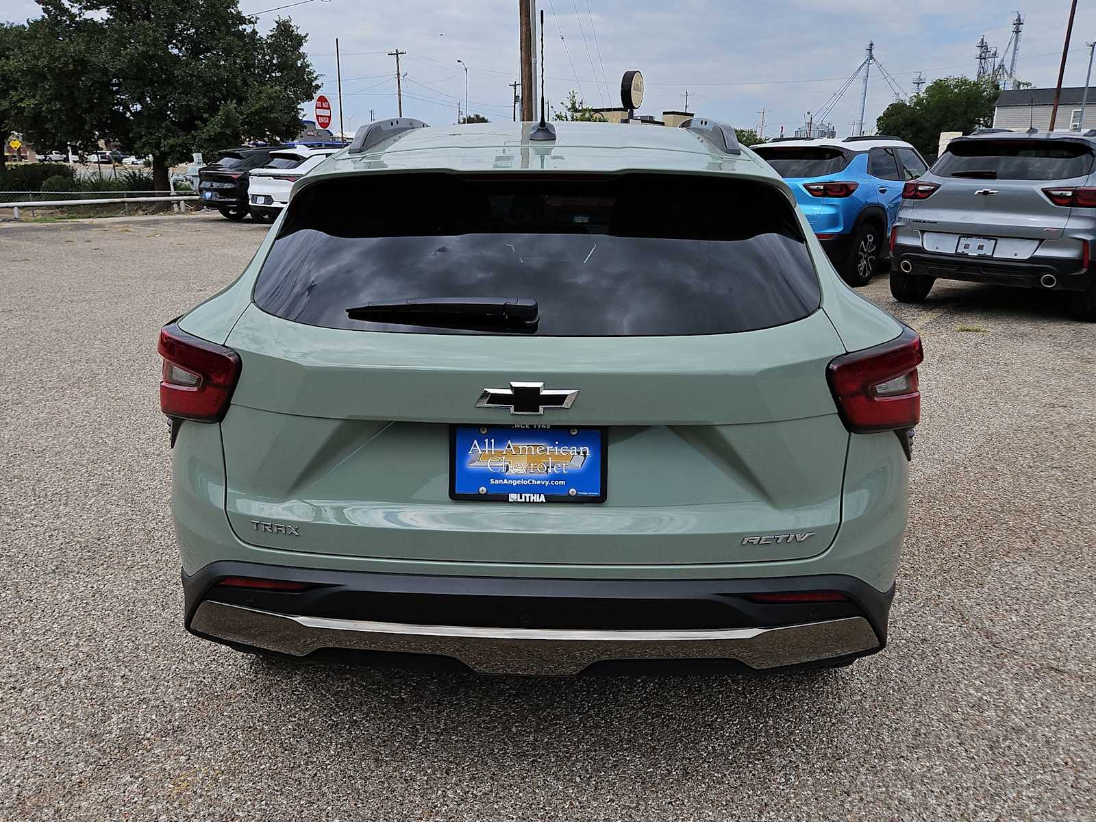 Thumbnail: 2025 Chevrolet Trax - 5