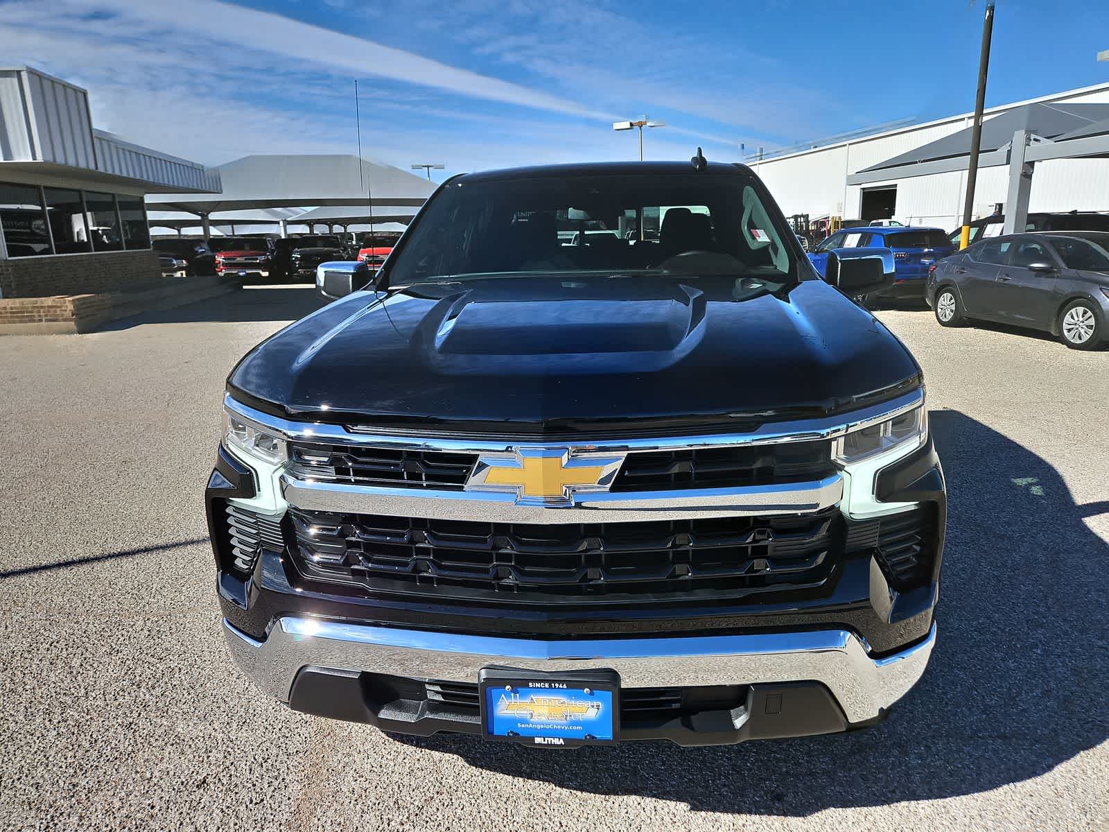 Thumbnail: 2023 Chevrolet Silverado 1500 - 14