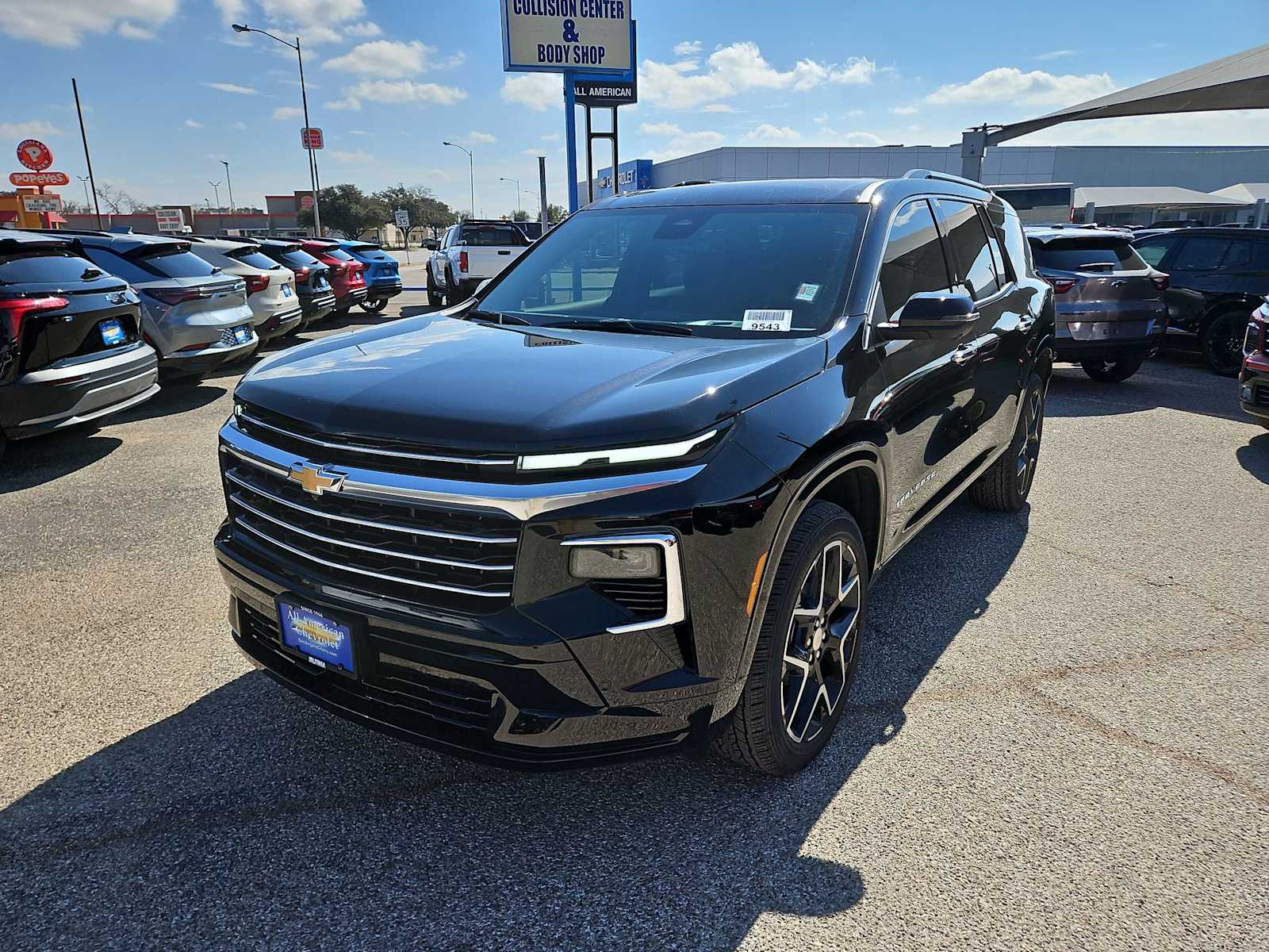 Thumbnail: 2026 Chevrolet Traverse - 4