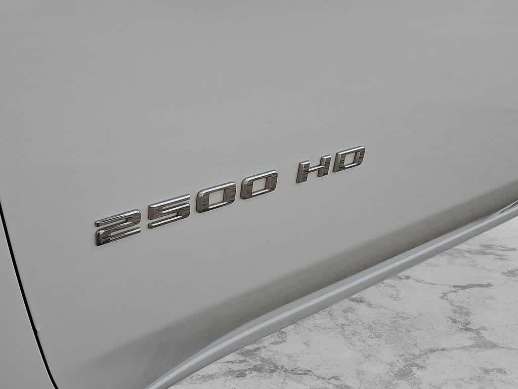 Thumbnail: 2022 Chevrolet Silverado 2500 - 10