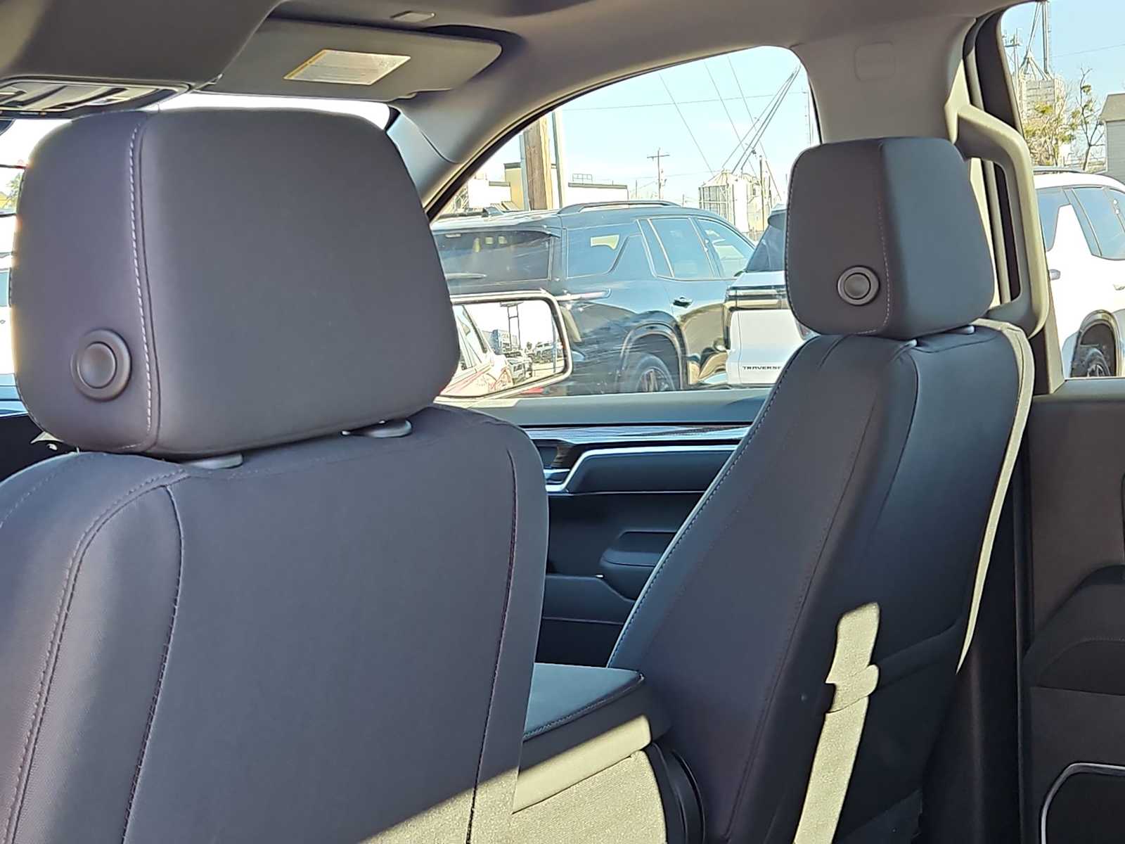 Thumbnail: 2026 Chevrolet Silverado 1500 - 16