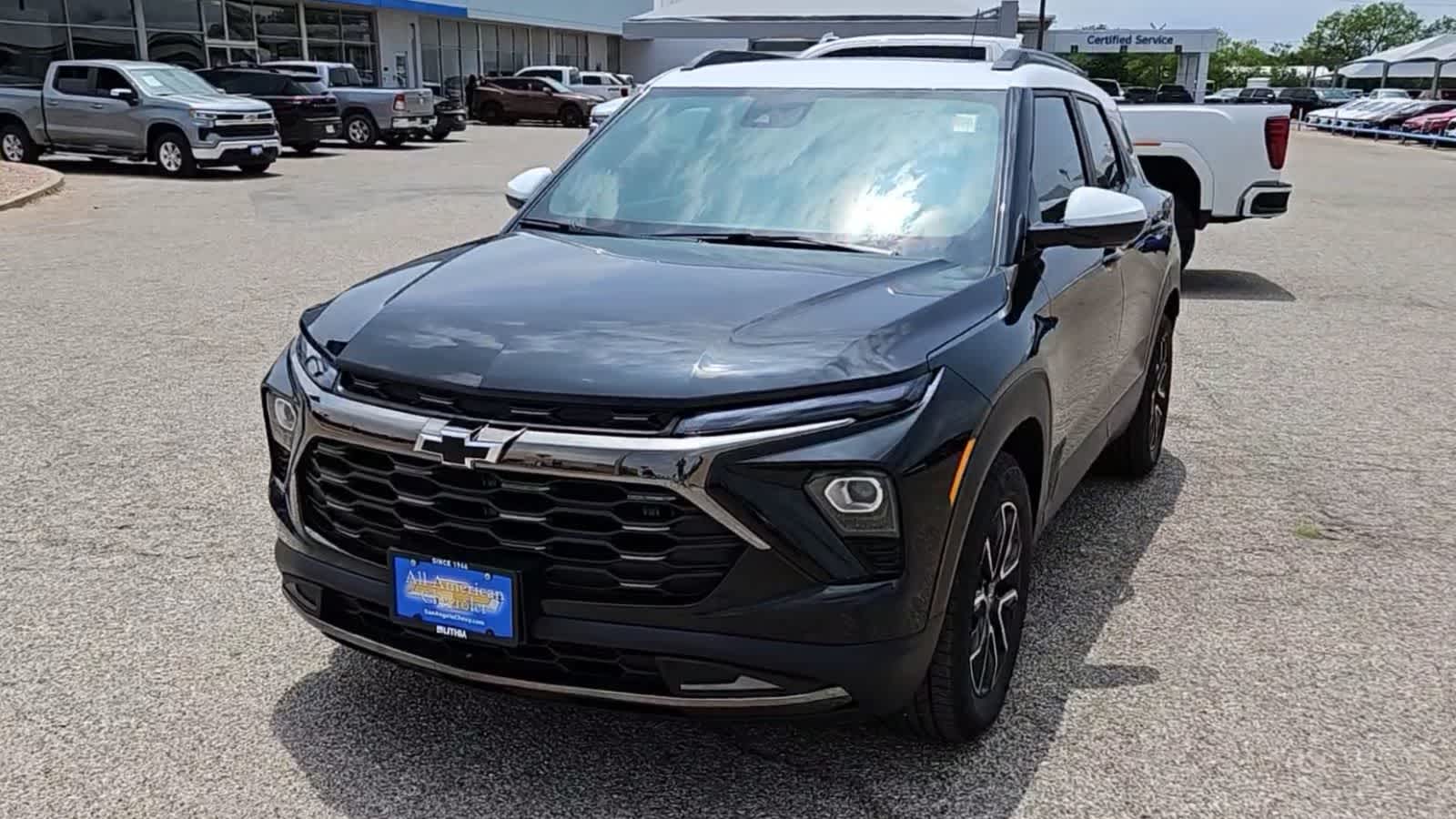 Thumbnail: 2024 Chevrolet TrailBlazer - 3