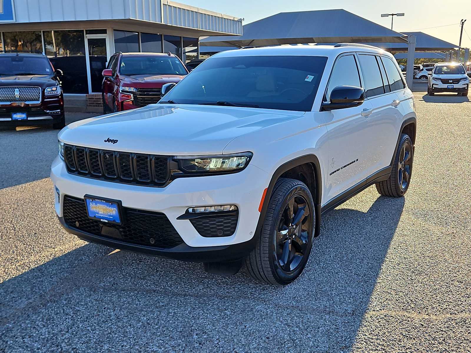 Thumbnail: 2023 Jeep Grand Cherokee - 4