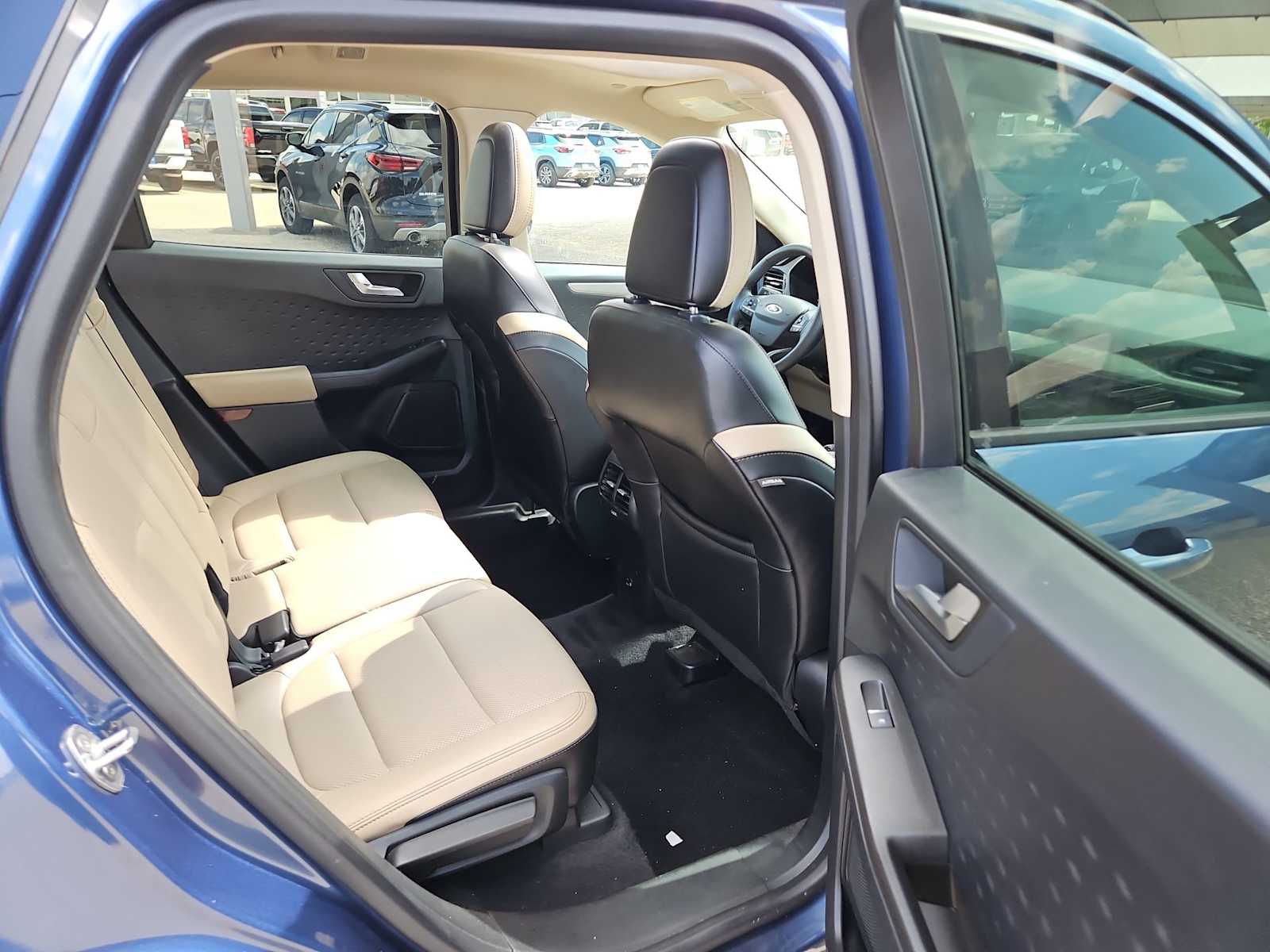 Thumbnail: 2020 Ford Escape - 12