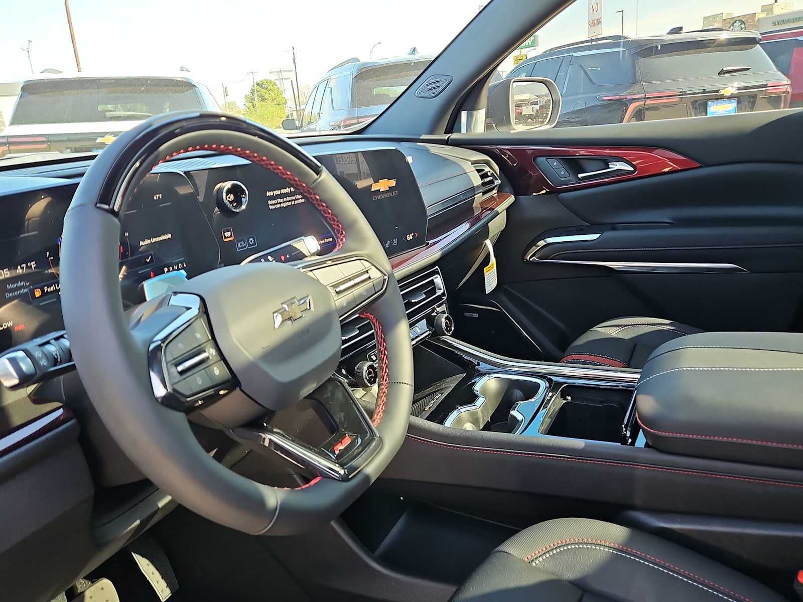 Thumbnail: 2026 Chevrolet Traverse - 10