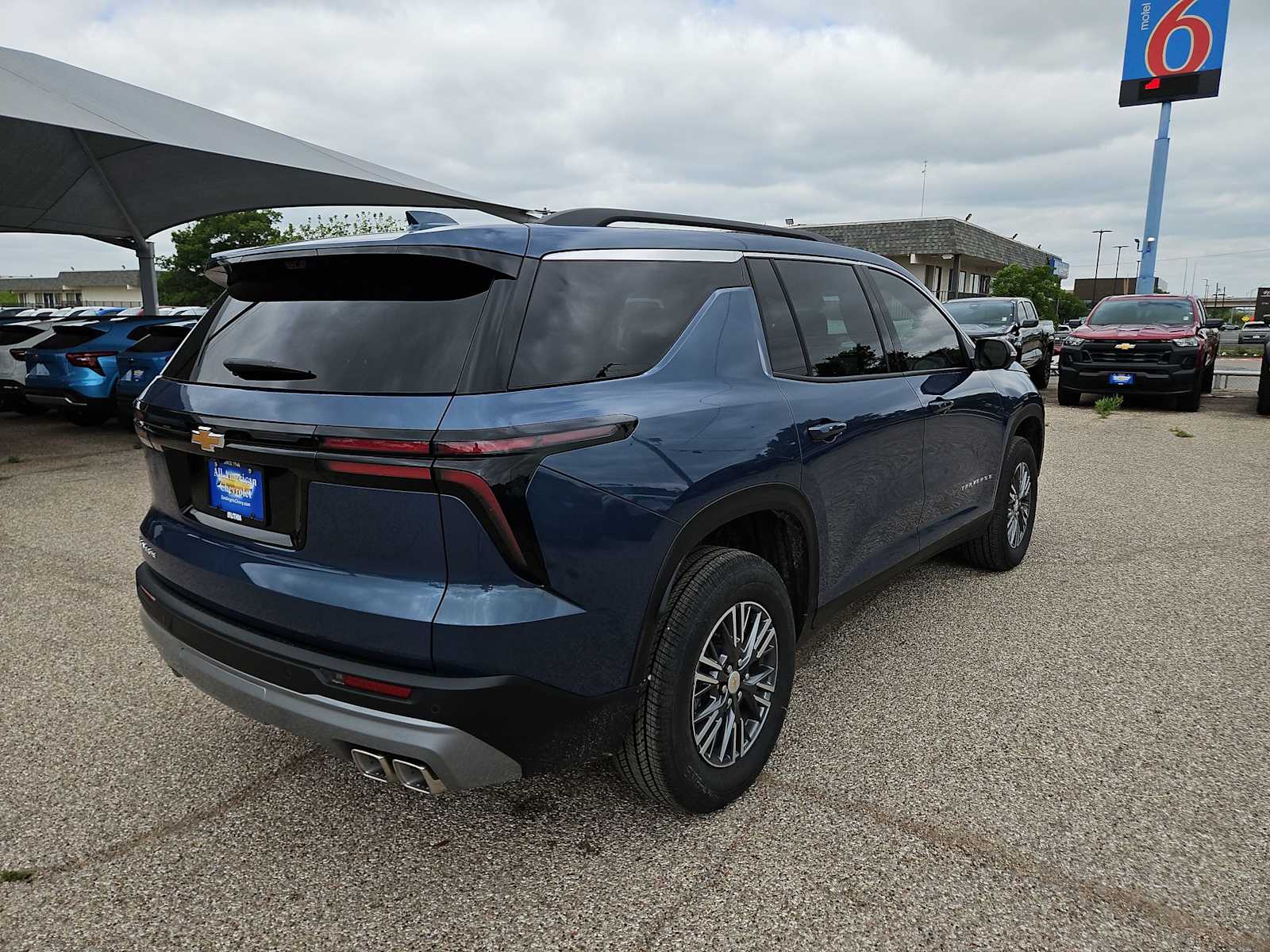 Thumbnail: 2026 Chevrolet Traverse - 8