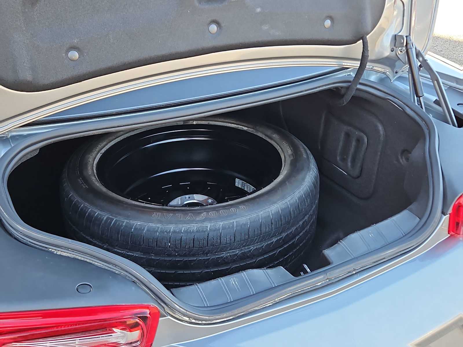 Thumbnail: 2024 Chevrolet Camaro - 24