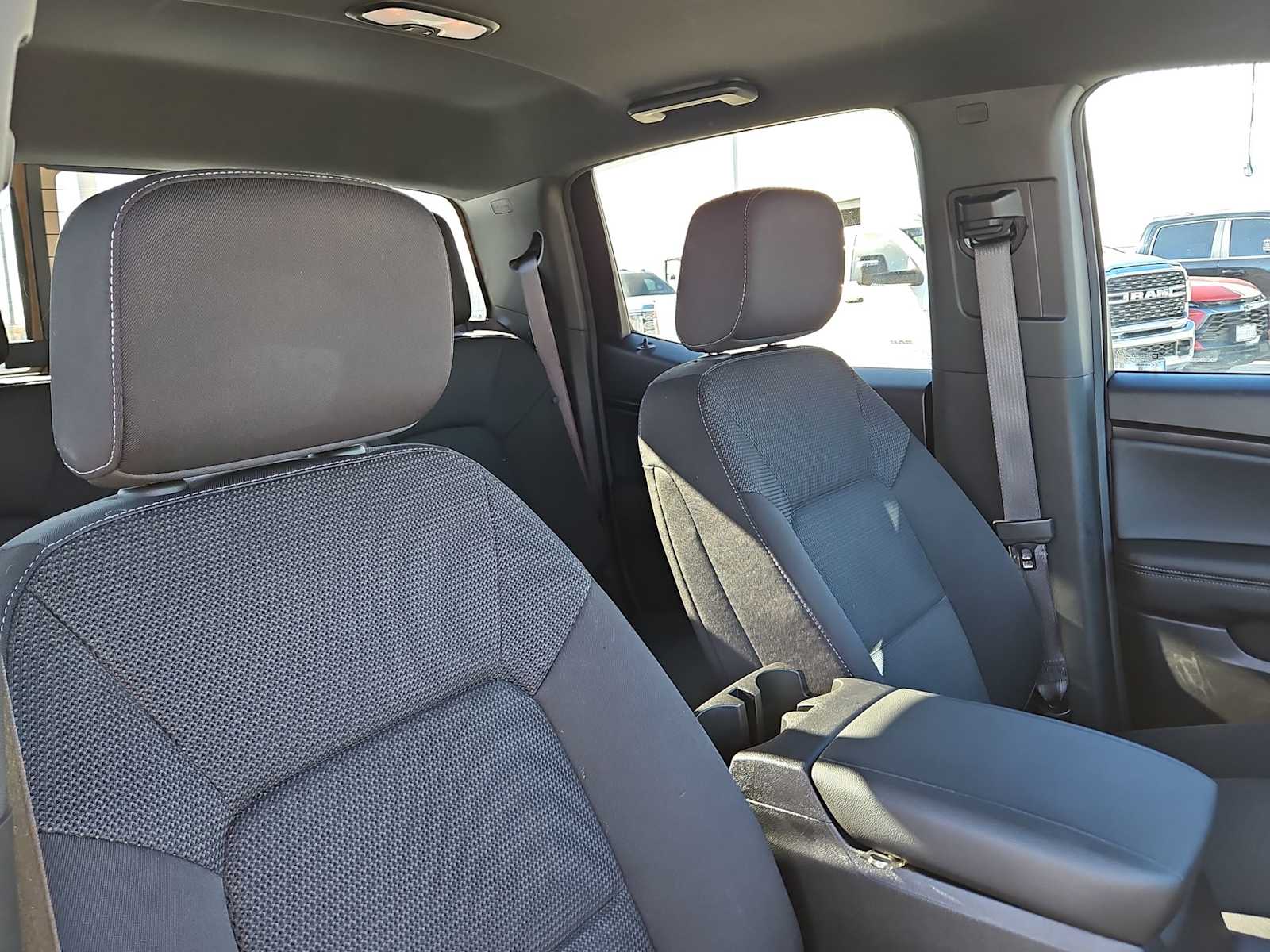 Thumbnail: 2023 Chevrolet Colorado - 17