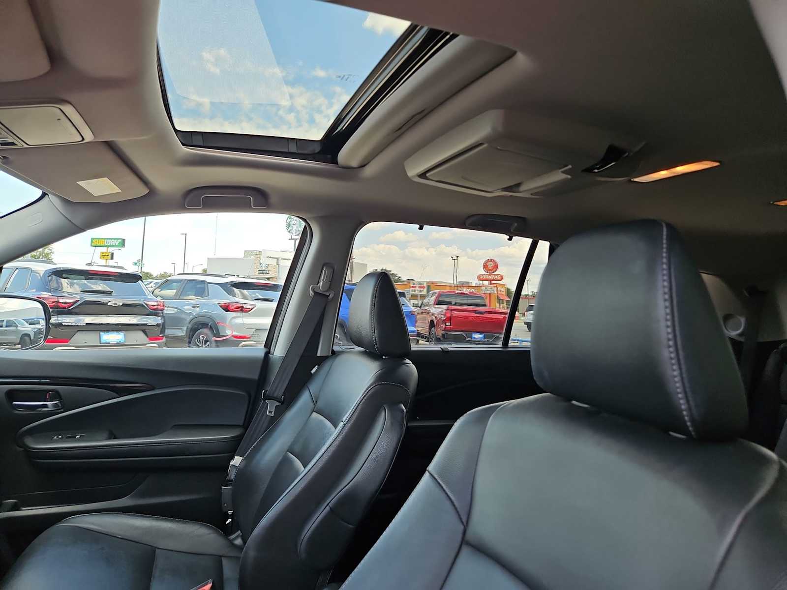 Thumbnail: 2022 Honda Pilot - 14