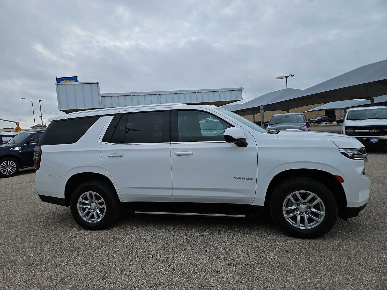 Thumbnail: 2023 Chevrolet Tahoe - 9