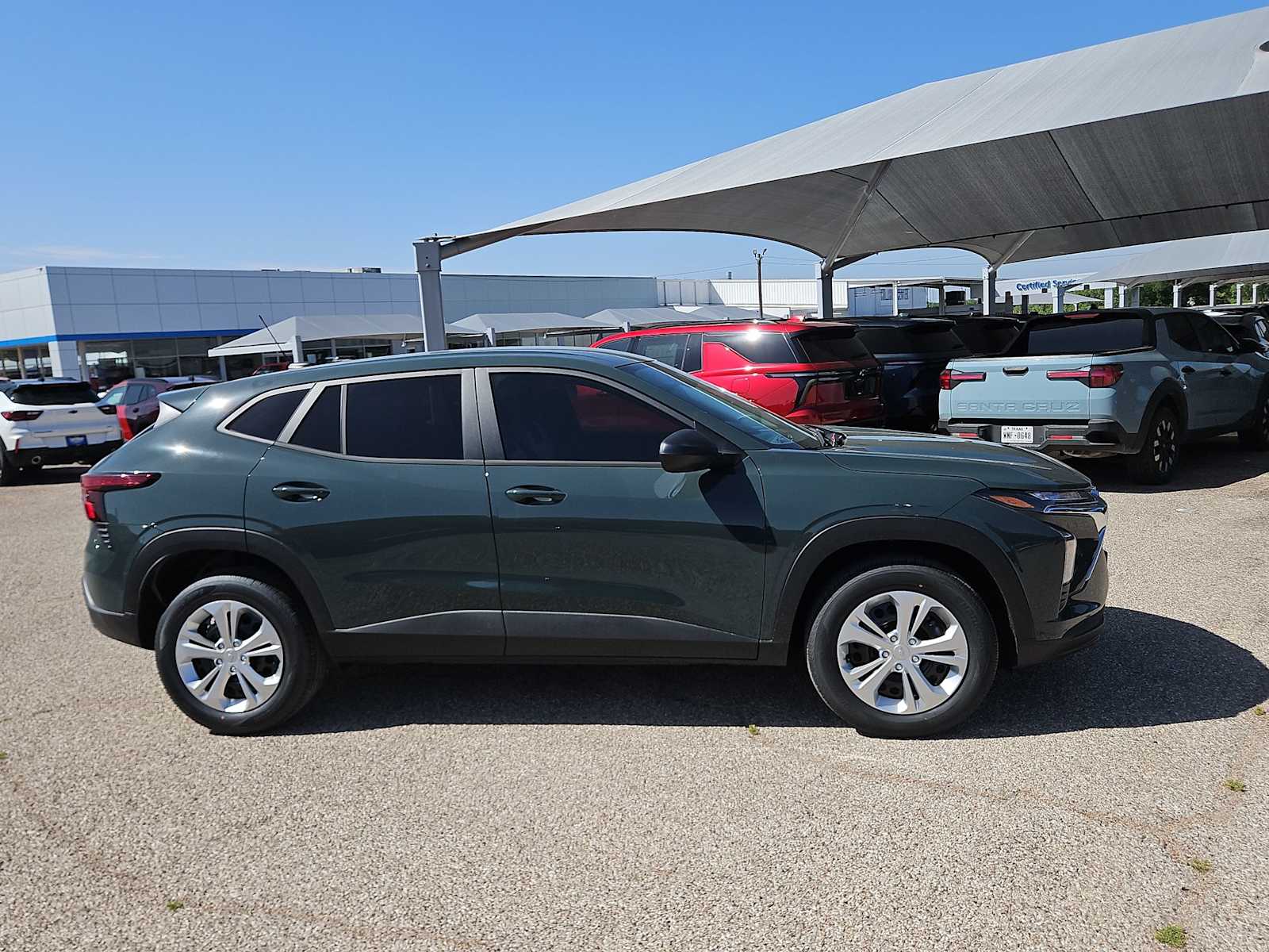 Thumbnail: 2026 Chevrolet Trax - 9