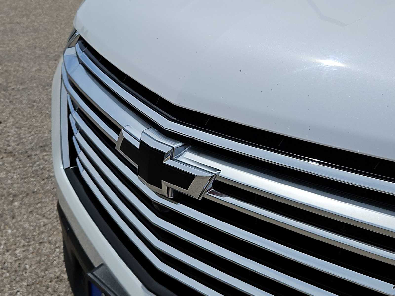 Thumbnail: 2022 Chevrolet Traverse - 13