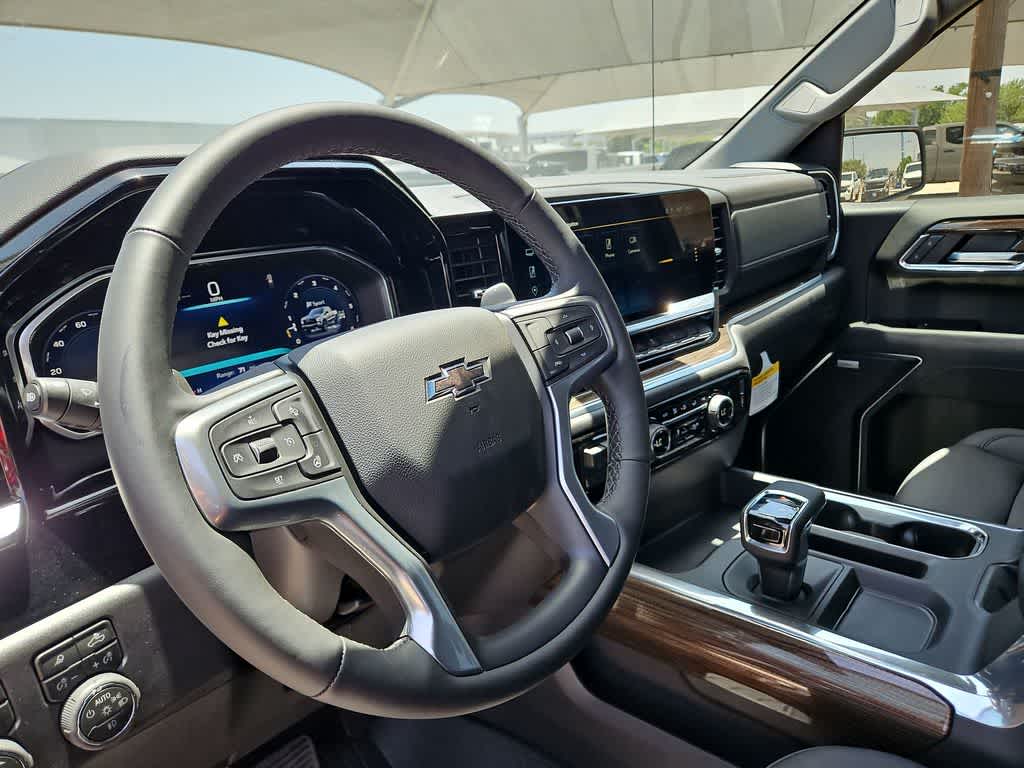 Thumbnail: 2026 Chevrolet Silverado 1500 - 10