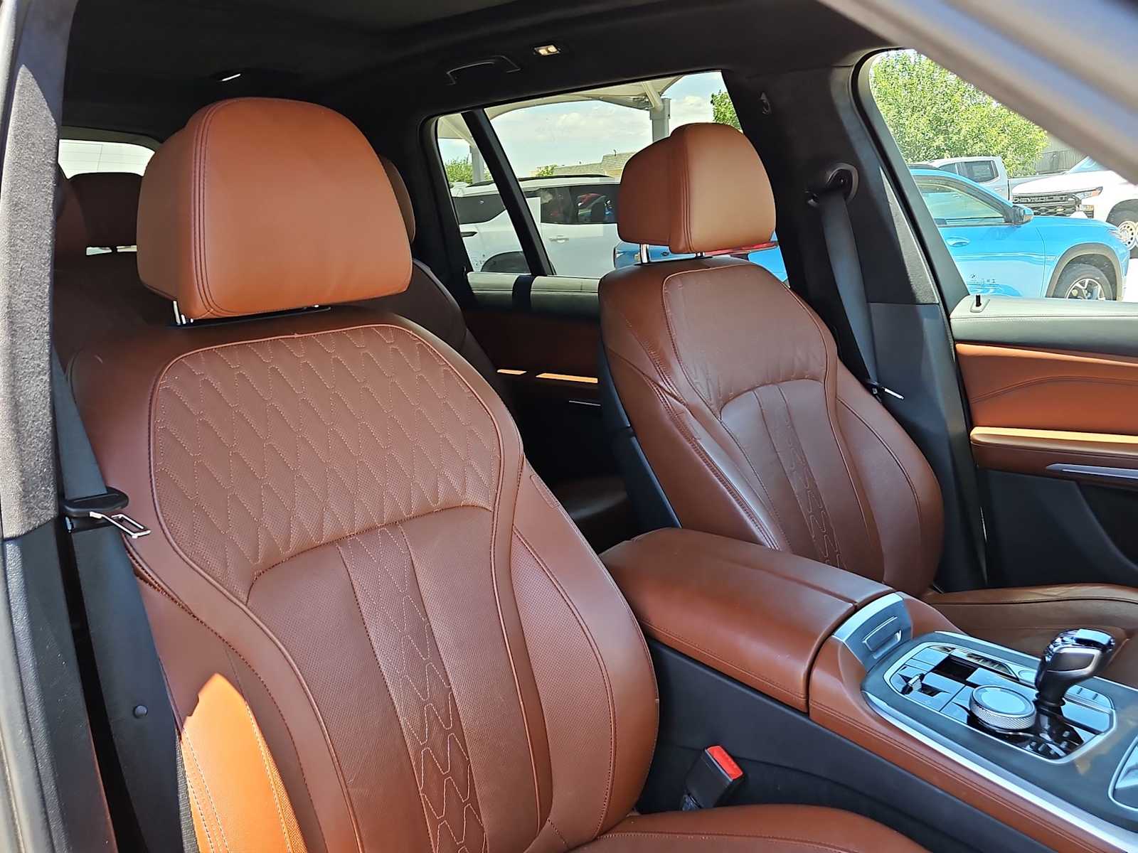 Thumbnail: 2022 BMW X7 - 21