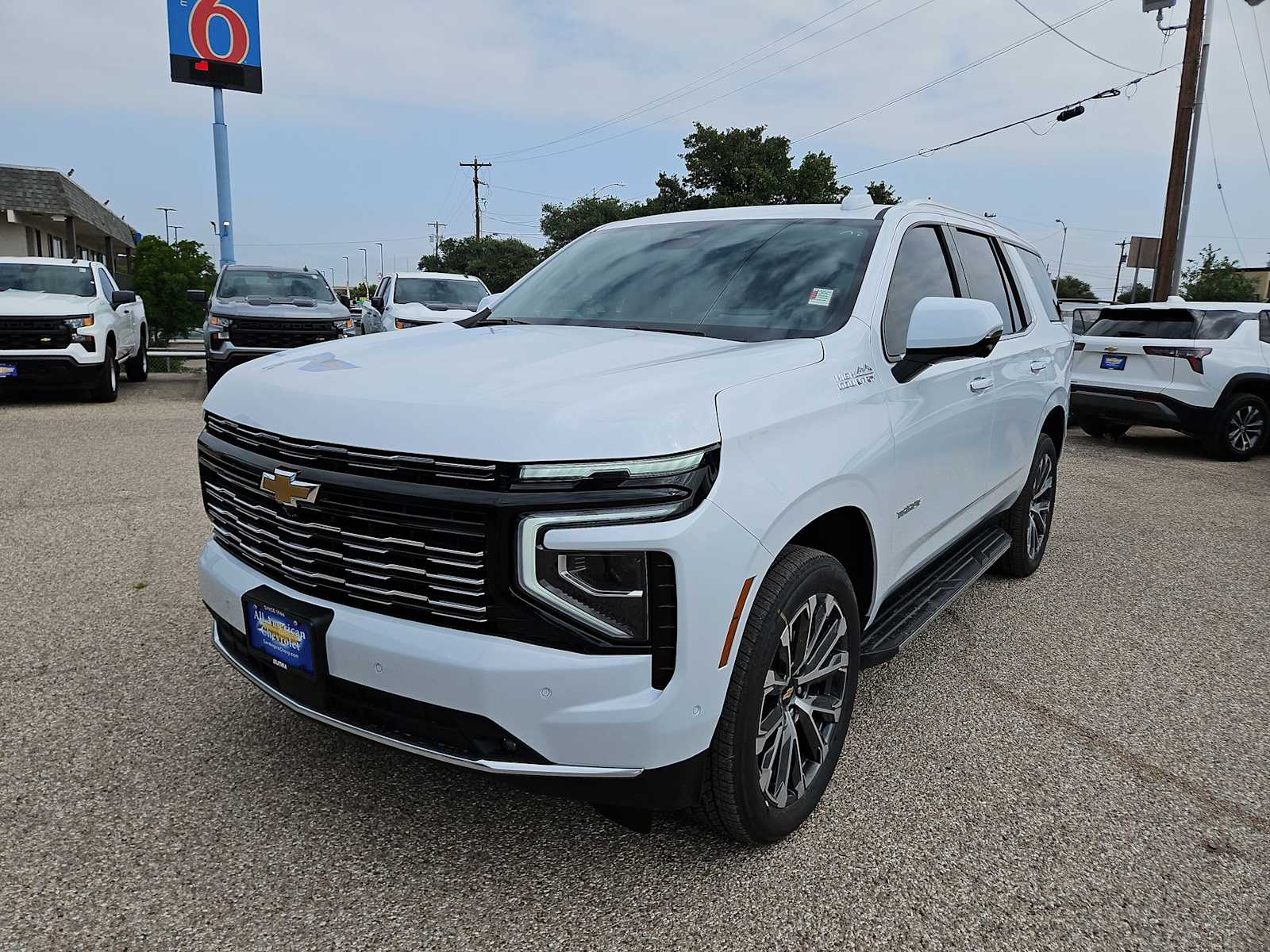 Thumbnail: 2026 Chevrolet Tahoe - 4