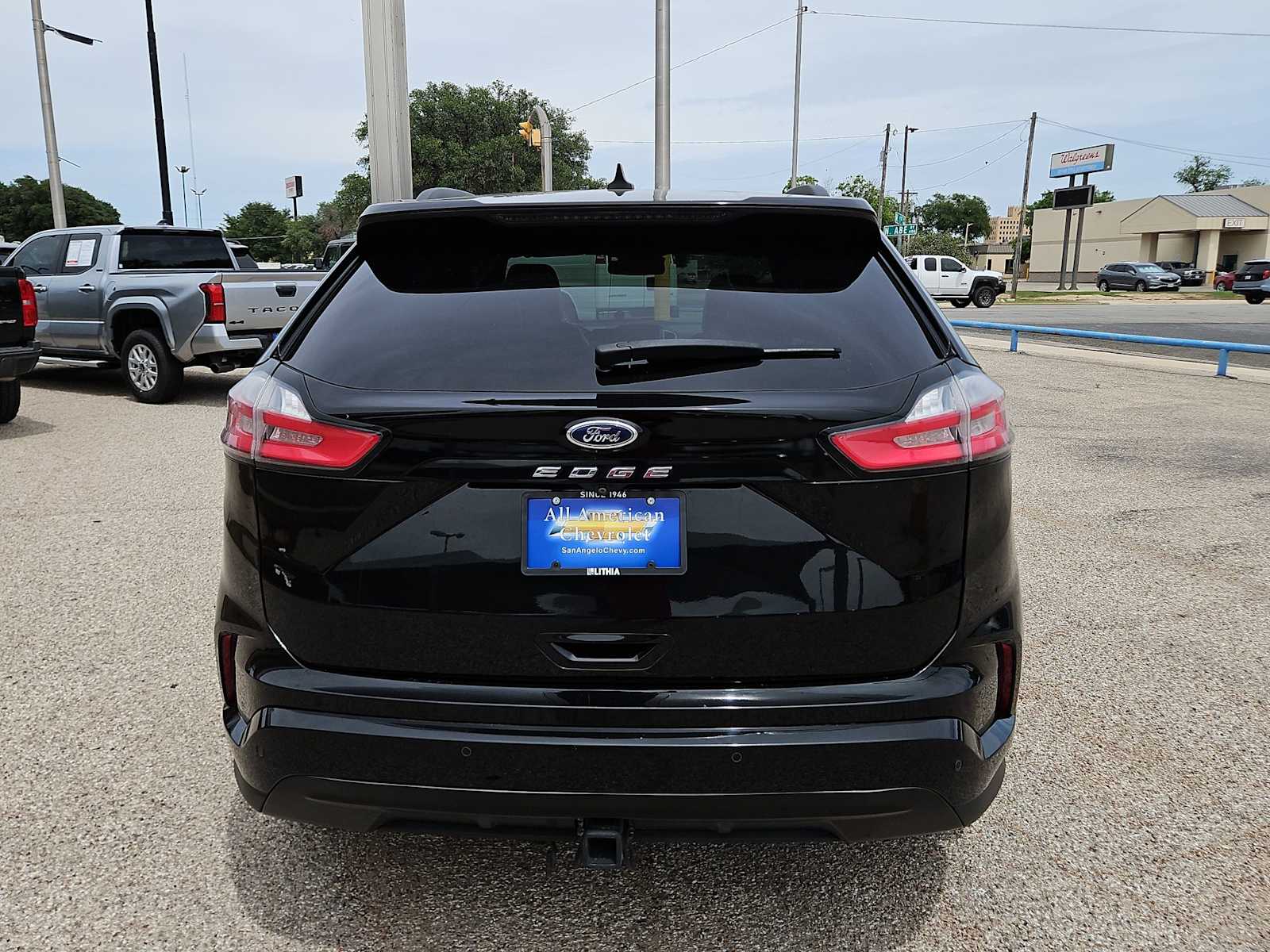 Thumbnail: 2022 Ford Edge - 7