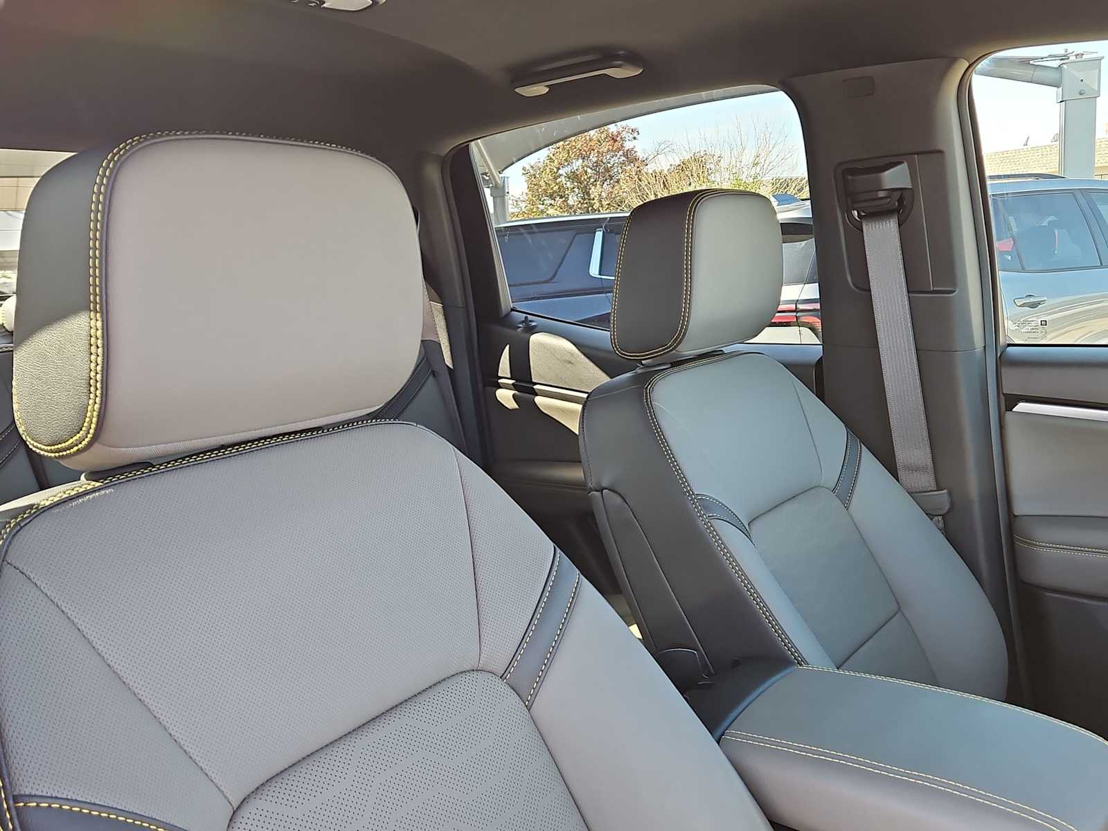 Thumbnail: 2026 Chevrolet Colorado - 16