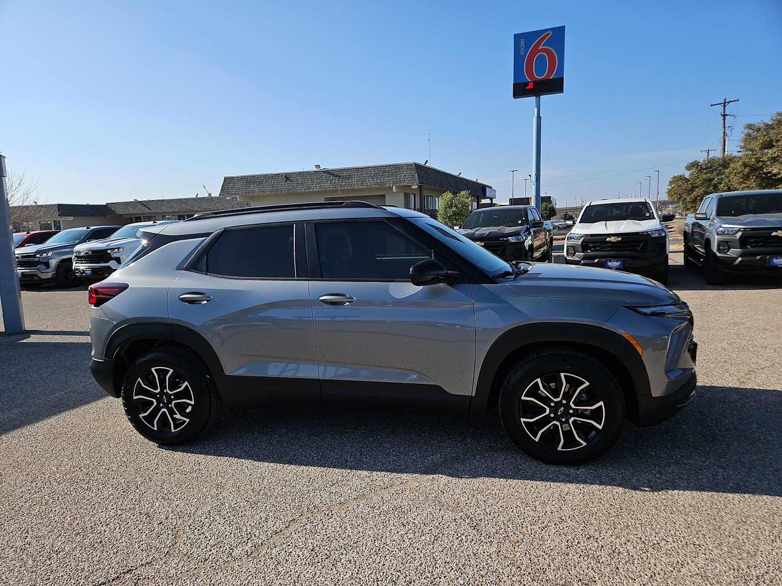 Thumbnail: 2026 Chevrolet TrailBlazer - 9