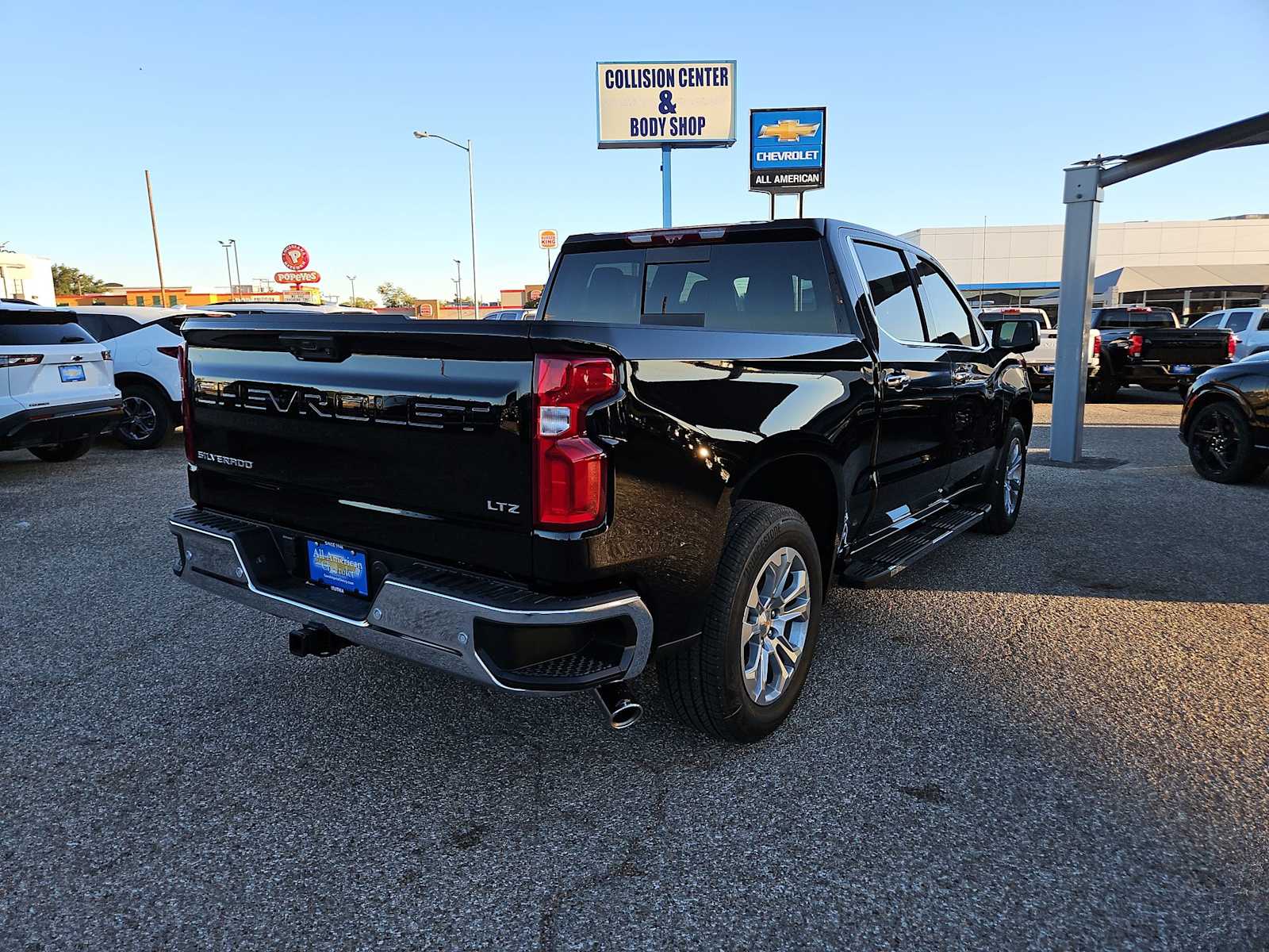 Thumbnail: 2026 Chevrolet Silverado 1500 - 8