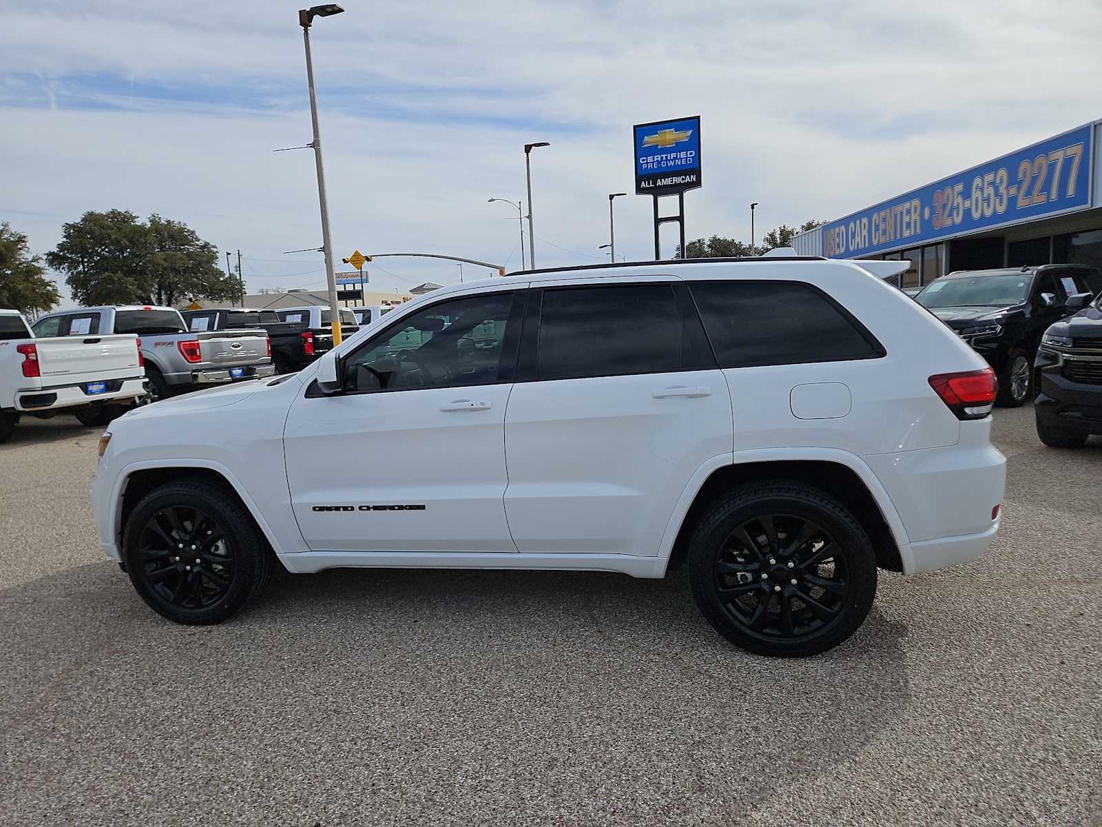 Thumbnail: 2021 Jeep Grand Cherokee - 5