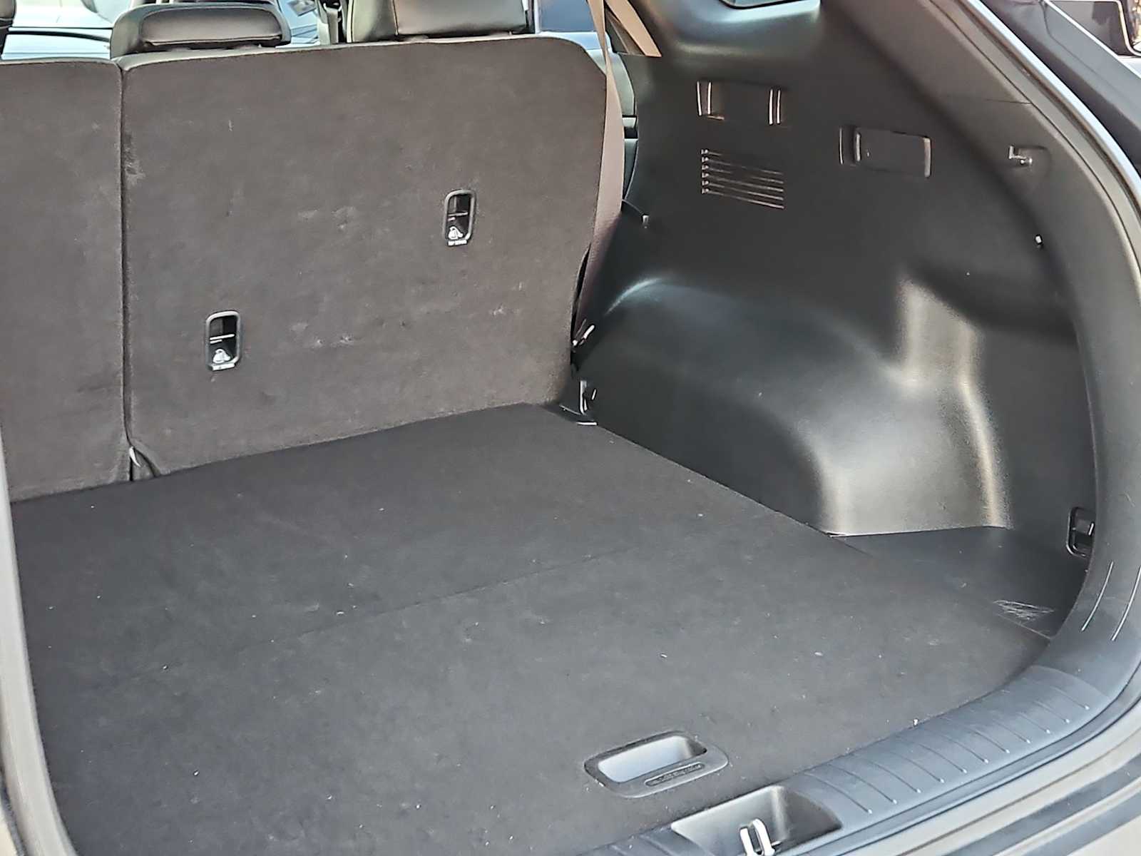 Thumbnail: 2025 Kia Sportage - 23