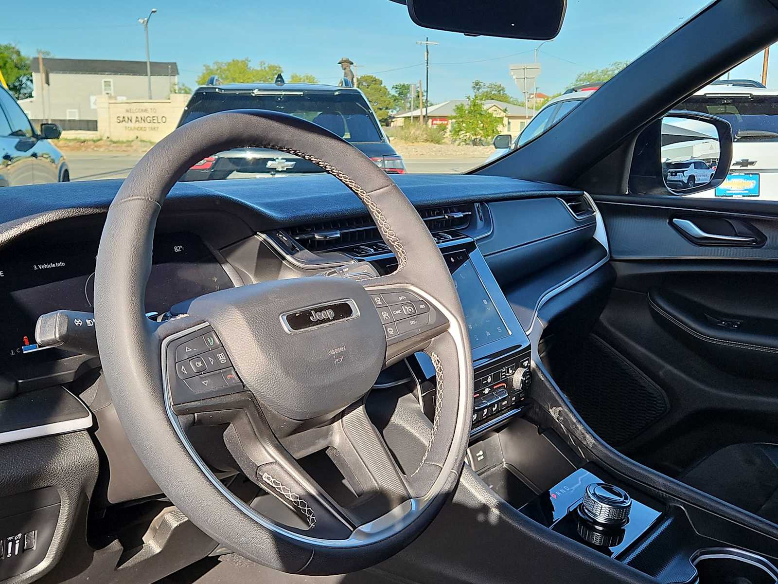 Thumbnail: 2025 Jeep Grand Cherokee L - 10