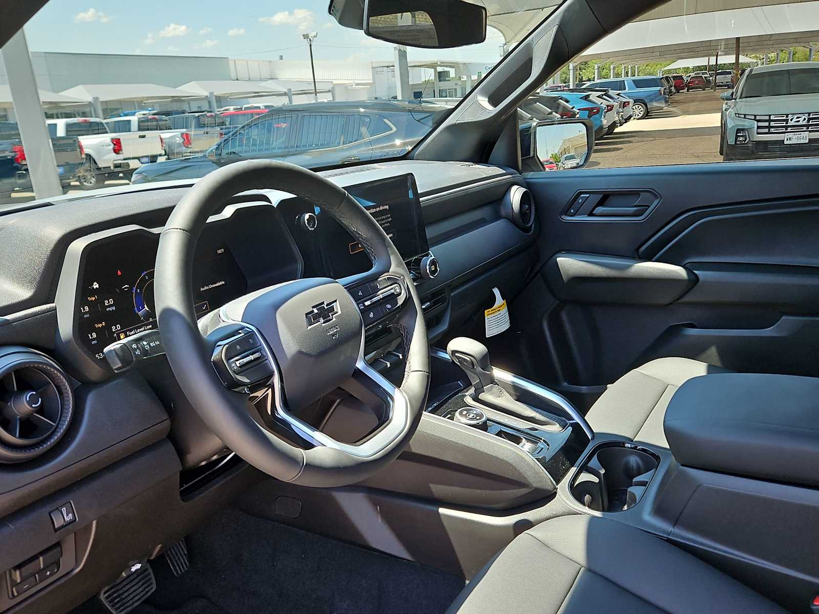 Thumbnail: 2026 Chevrolet Colorado - 10