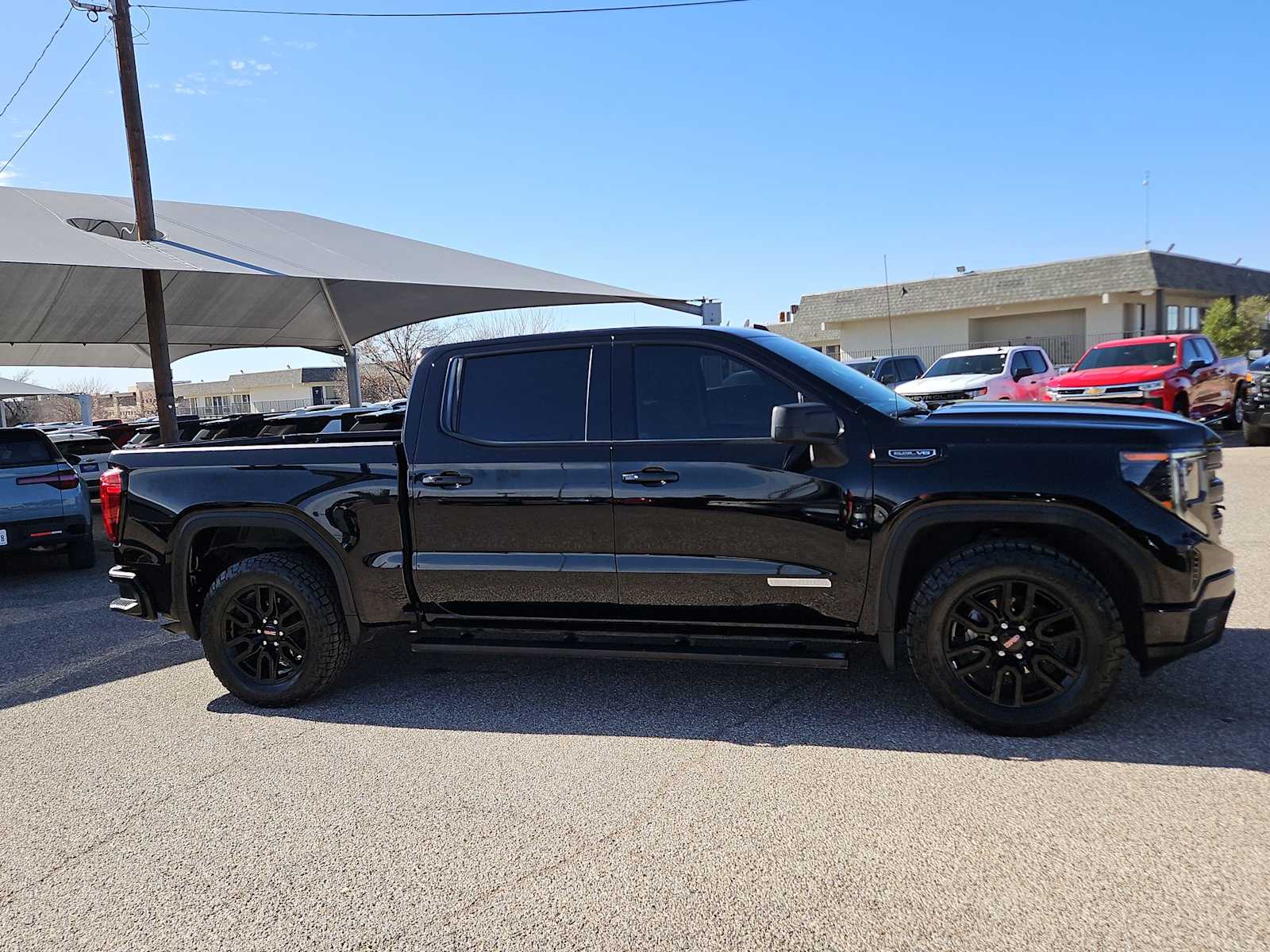 Thumbnail: 2022 GMC Sierra 1500 - 9