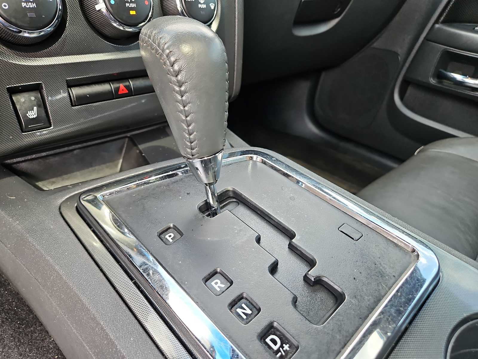 2012 Dodge Challenger SXT 16