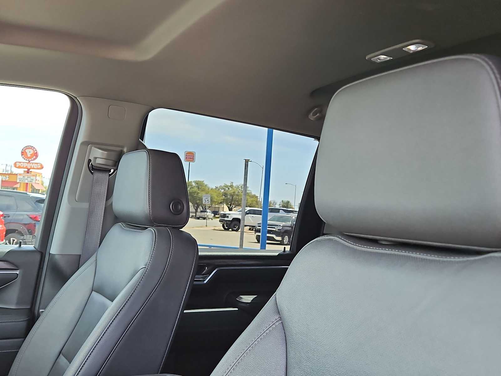 Thumbnail: 2024 Chevrolet Silverado 3500 - 15