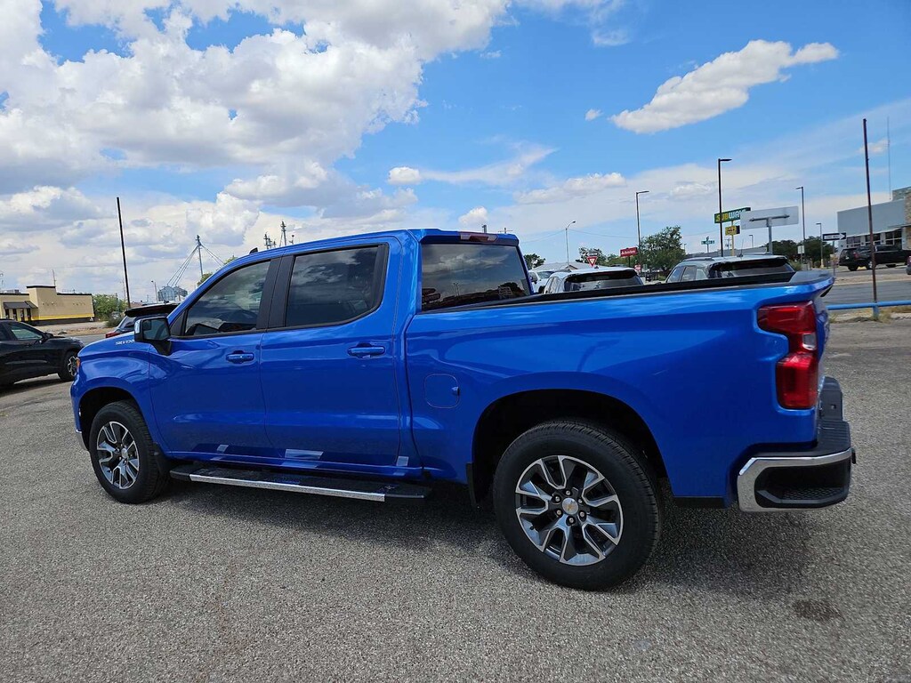 New 2026 Chevrolet Silverado 1500 LT w/1LT Truck Crew Cab