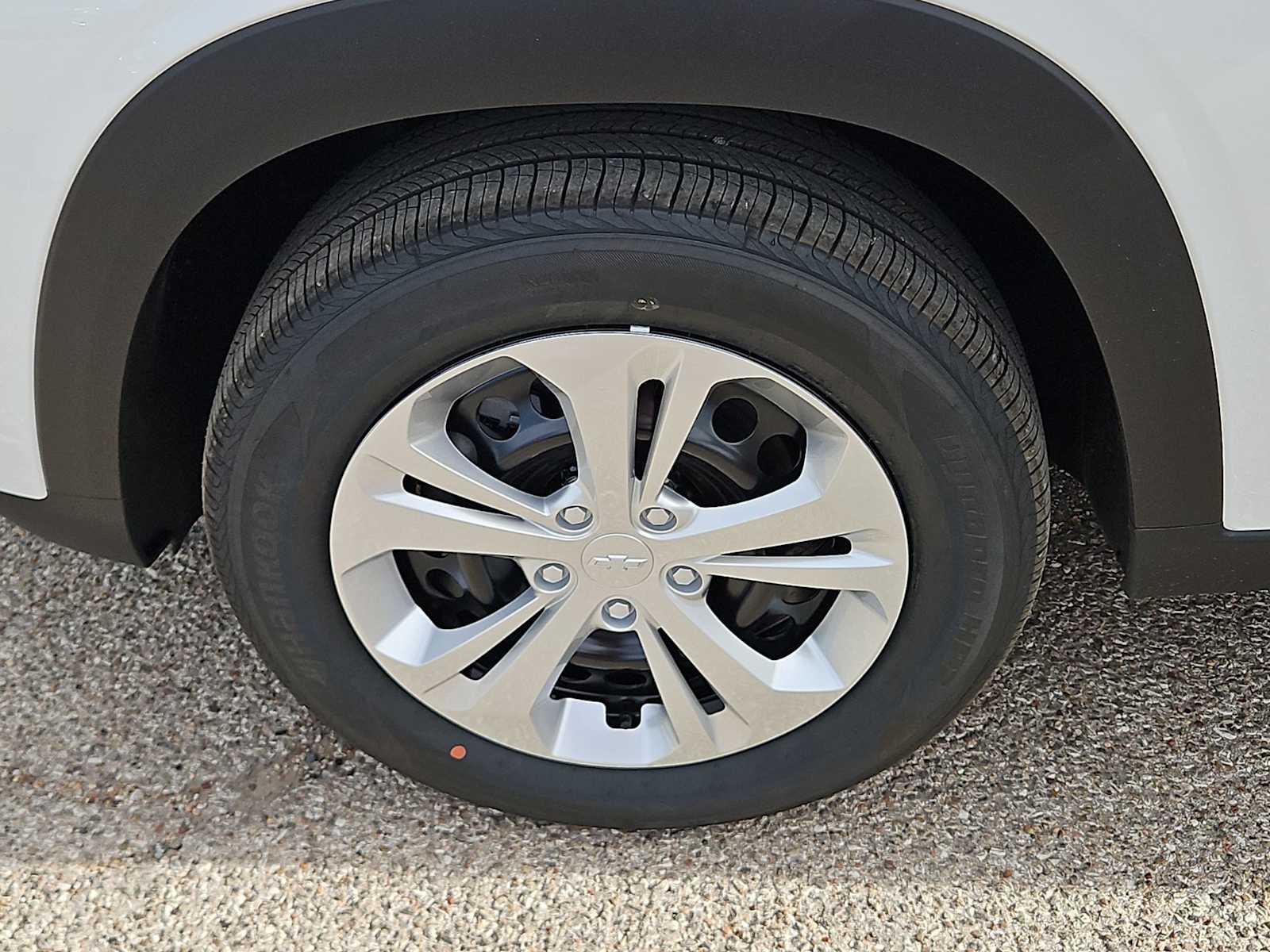 Thumbnail: 2026 Chevrolet Trax - 13