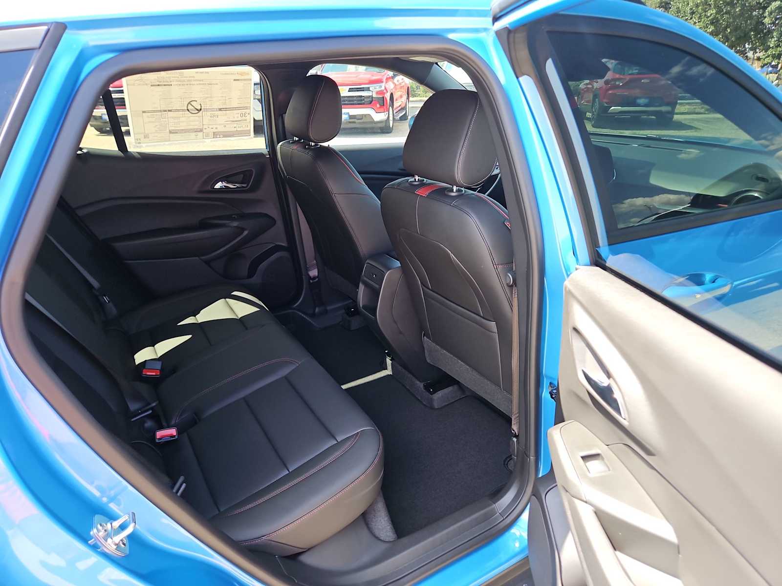 Thumbnail: 2025 Chevrolet Trax - 13