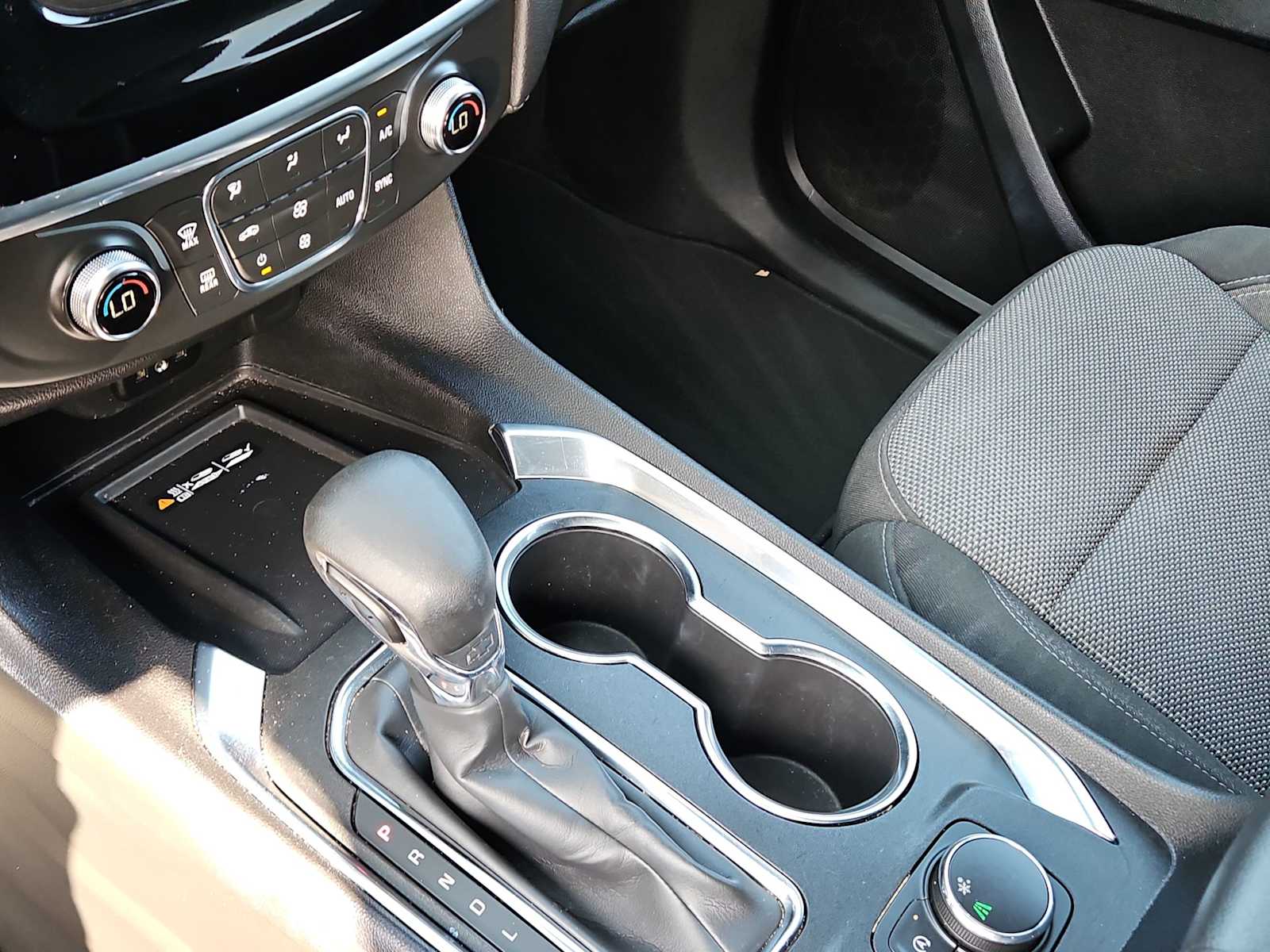 Thumbnail: 2023 Chevrolet Traverse - 20