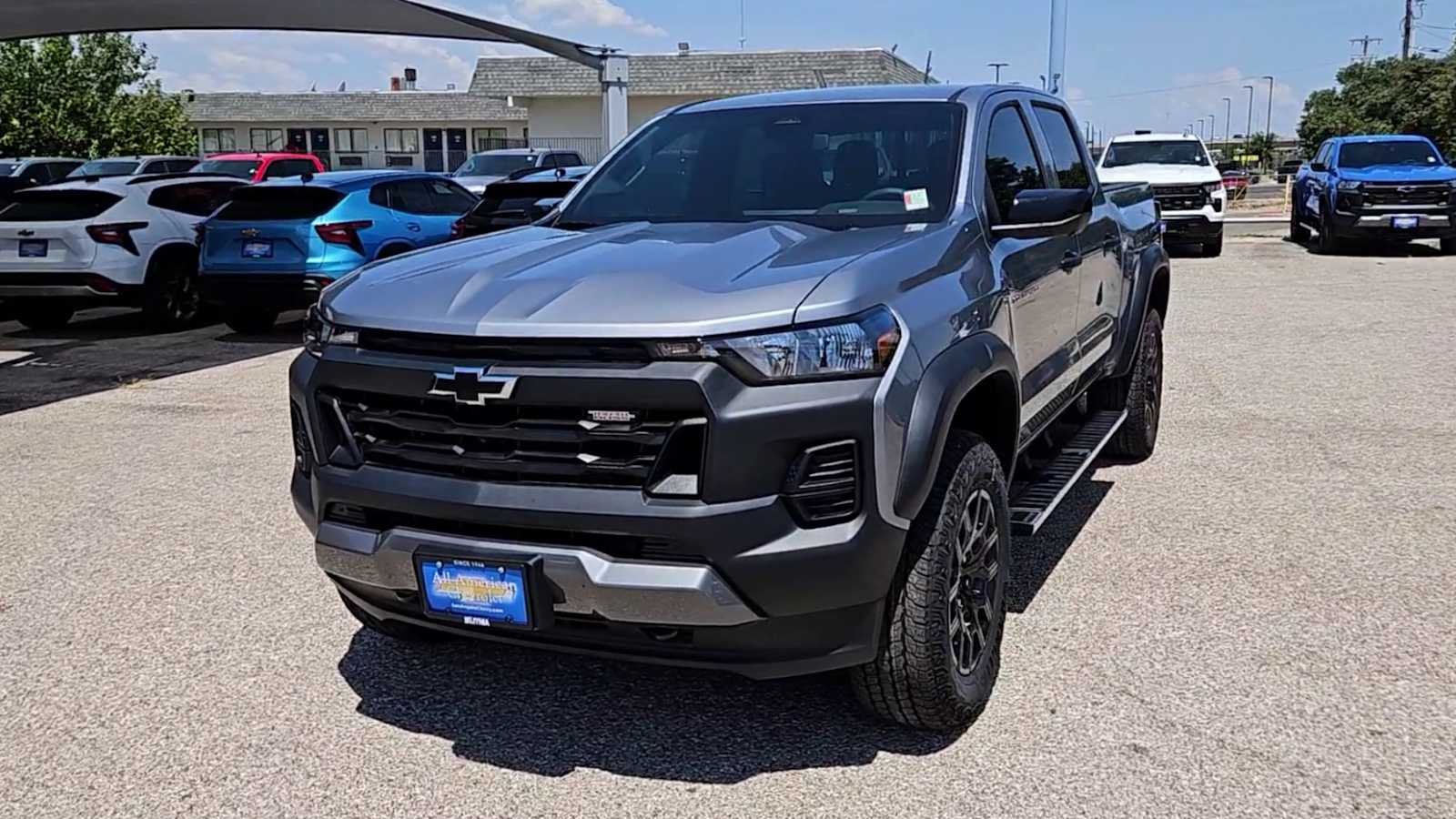 Thumbnail: 2026 Chevrolet Colorado - 3