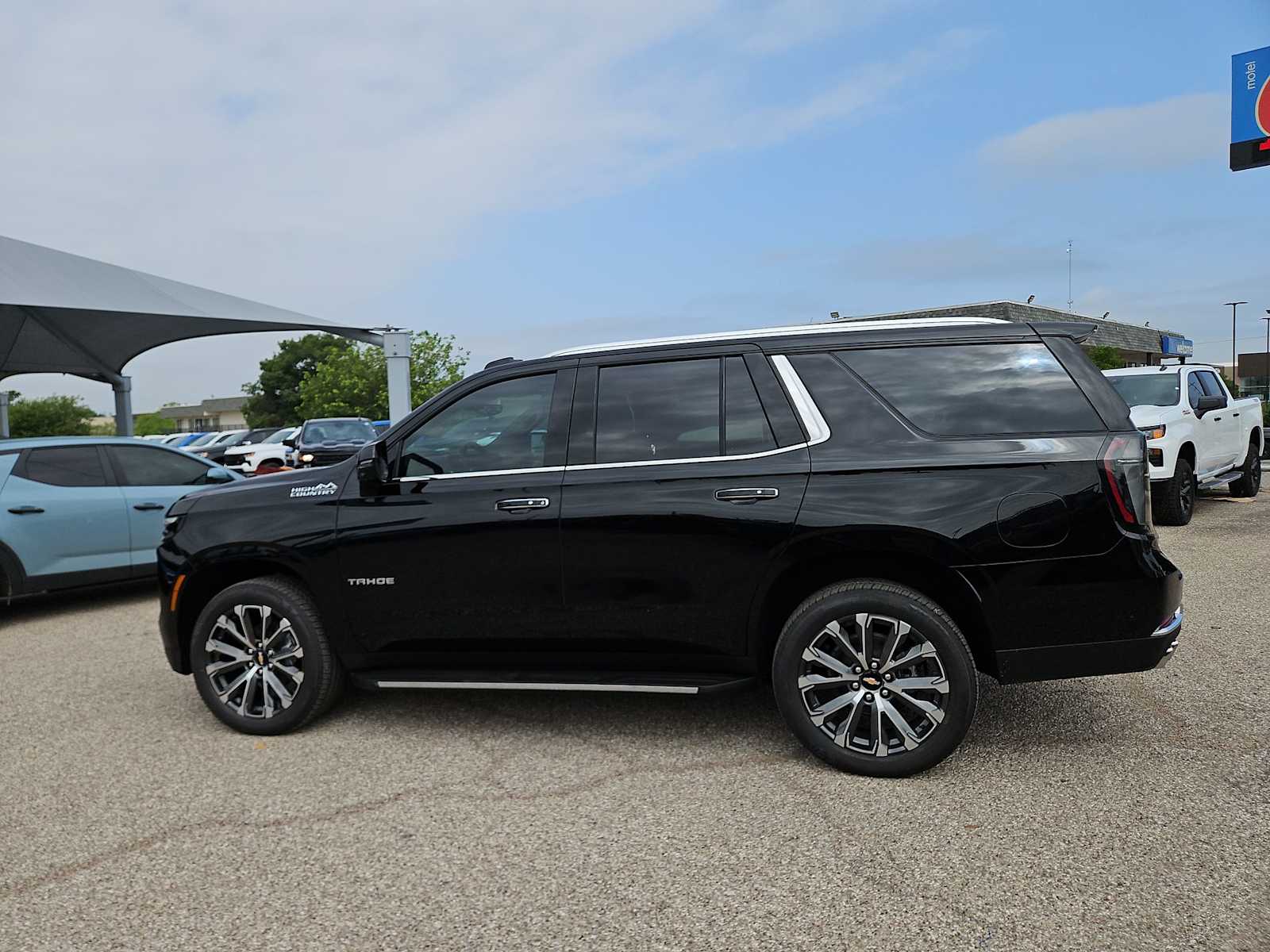 Thumbnail: 2026 Chevrolet Tahoe - 5