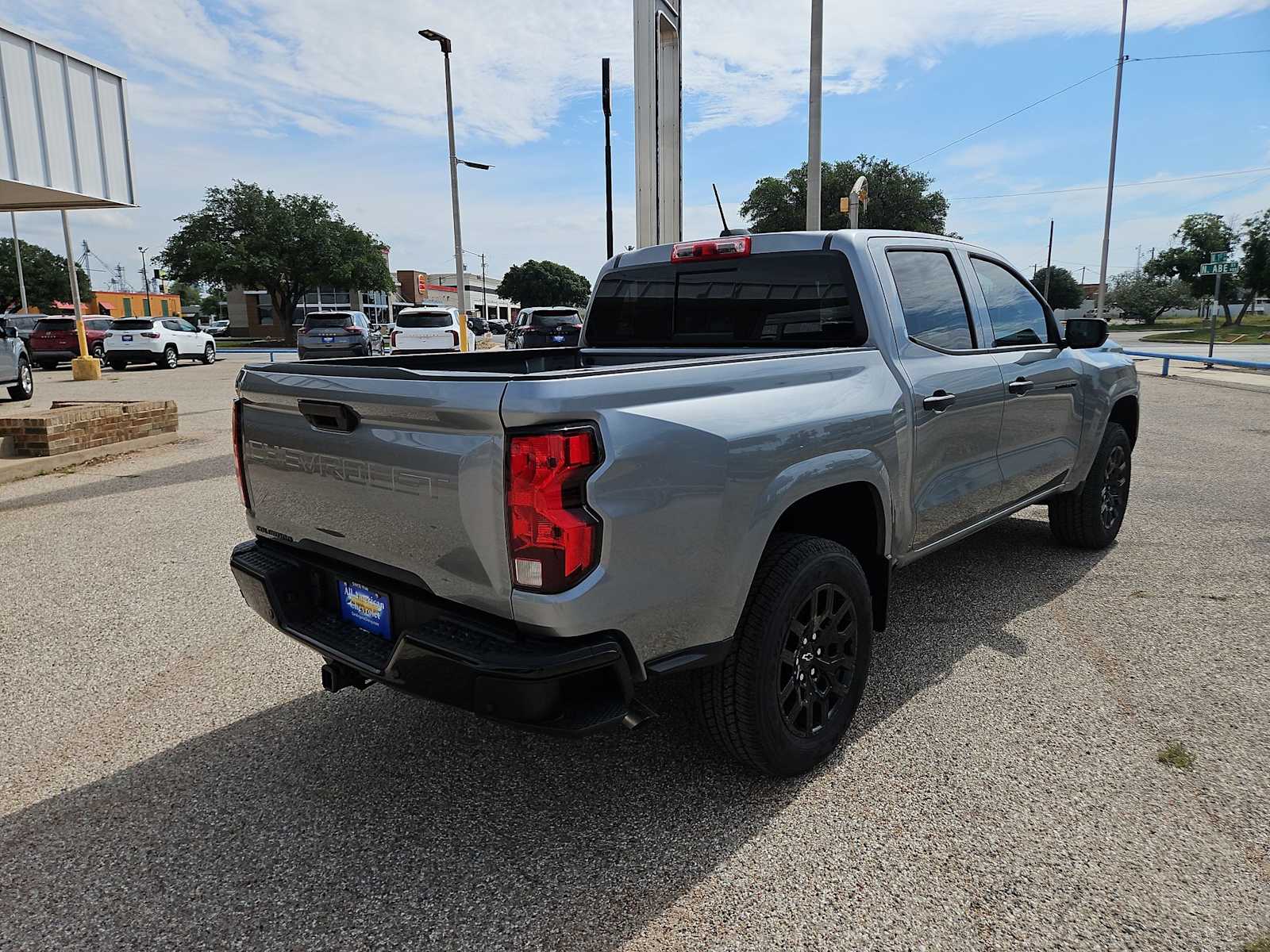 Thumbnail: 2026 Chevrolet Colorado - 8