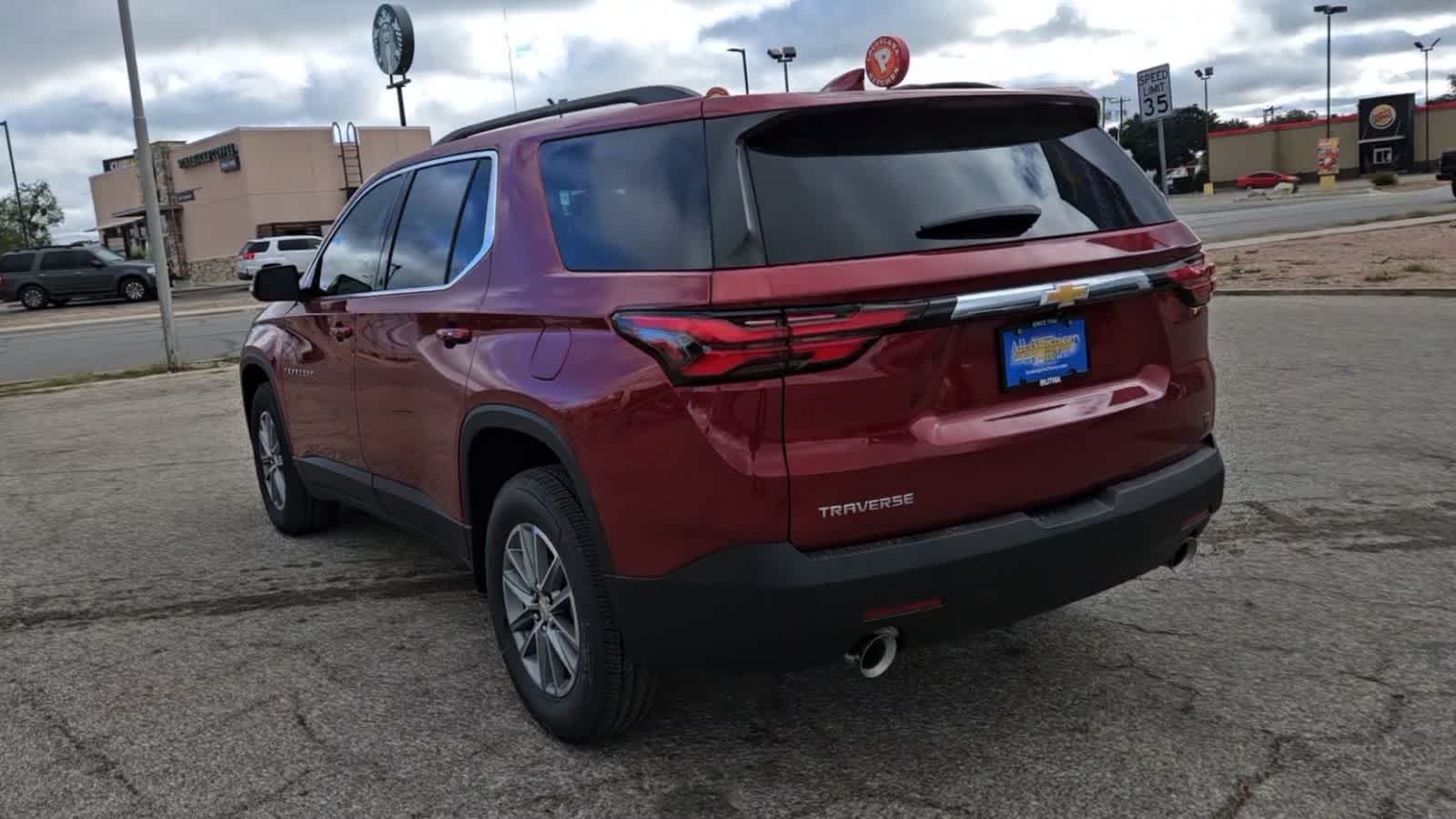 Thumbnail: 2023 Chevrolet Traverse - 6