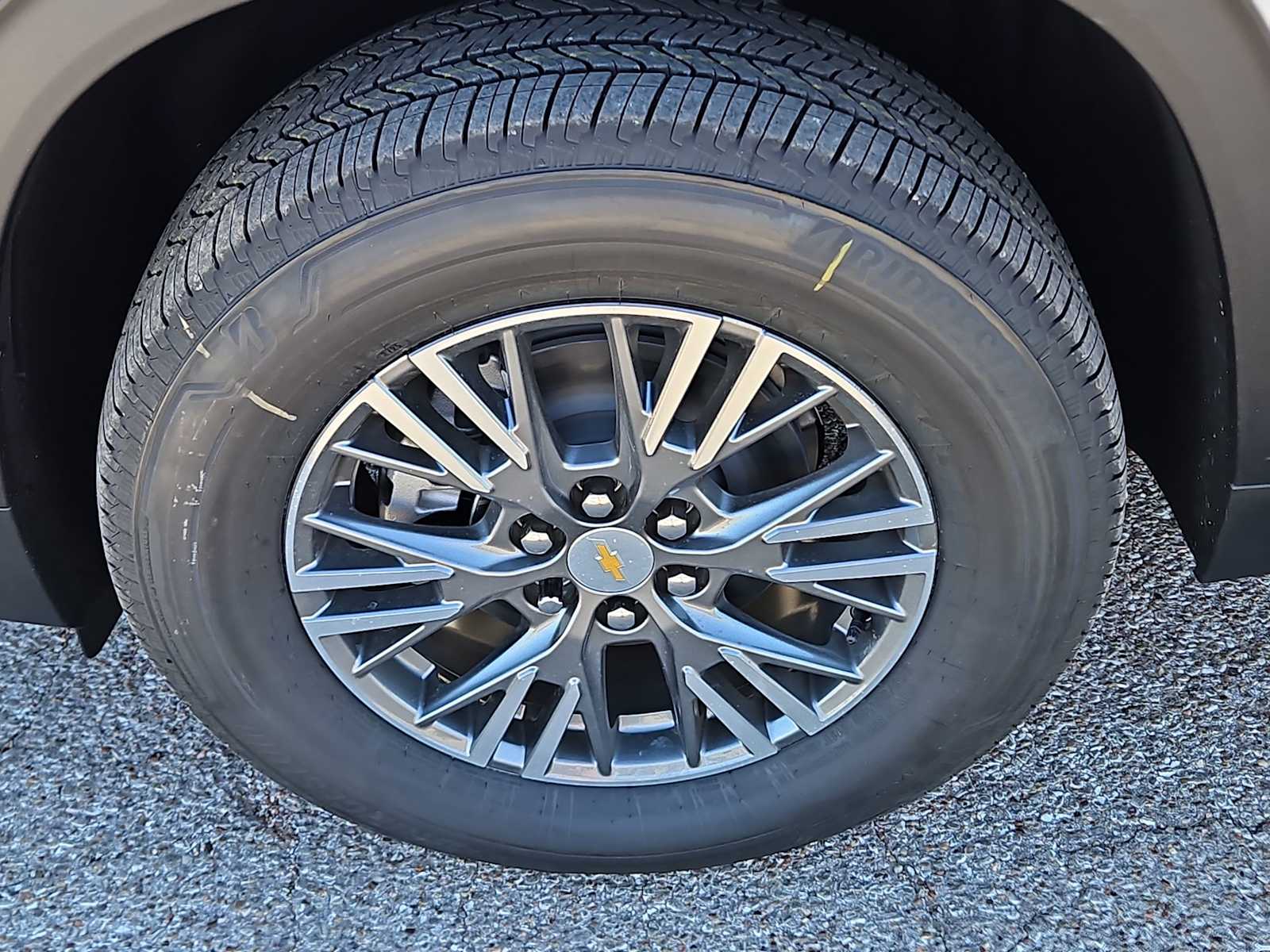 Thumbnail: 2026 Chevrolet Traverse - 12