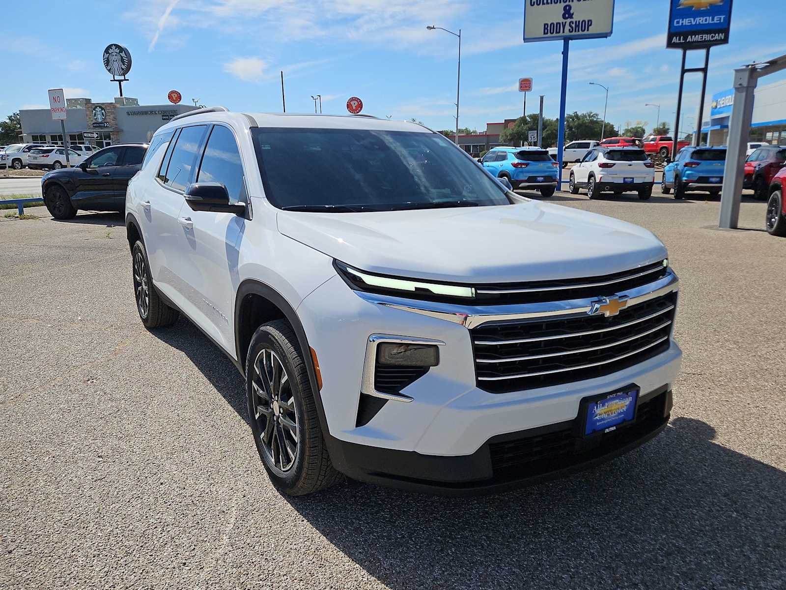 Thumbnail: 2026 Chevrolet Traverse - 2