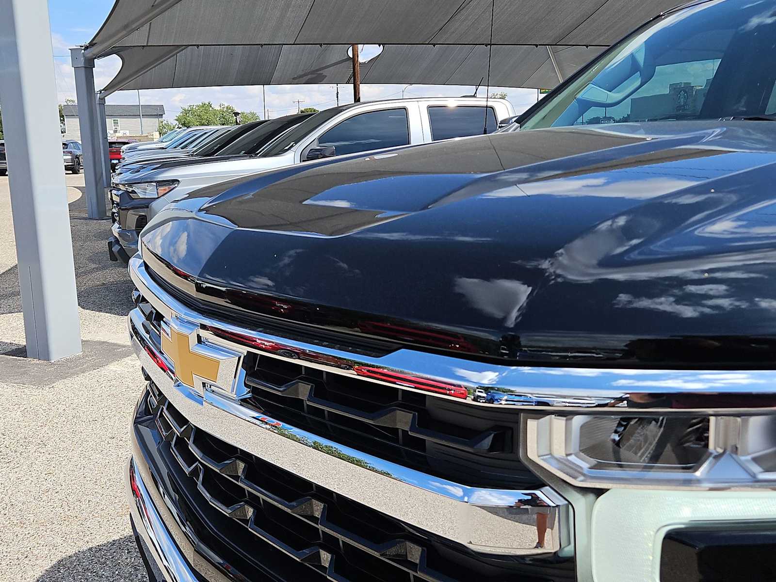 Thumbnail: 2026 Chevrolet Silverado 1500 - 13