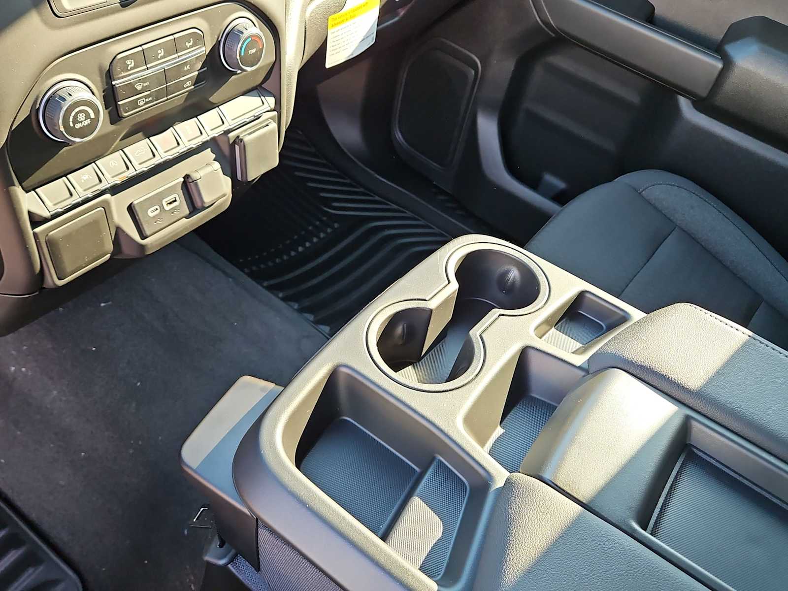 Thumbnail: 2026 Chevrolet Silverado 1500 - 20