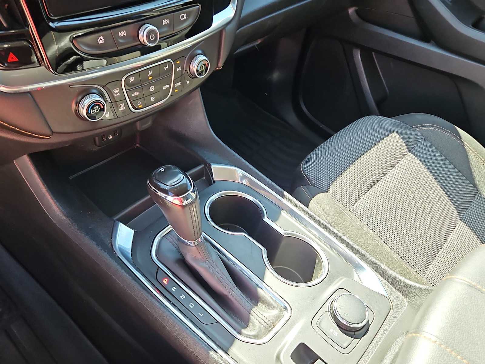 Thumbnail: 2019 Chevrolet Traverse - 19