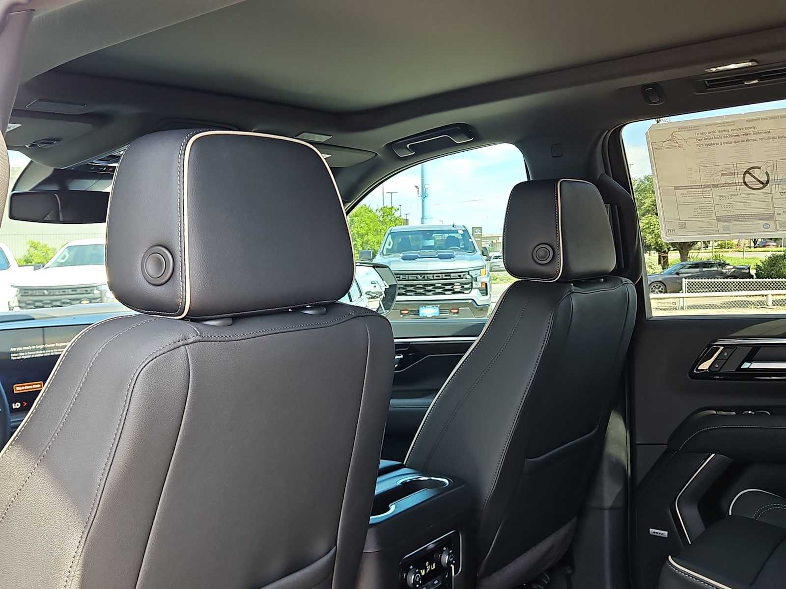 Thumbnail: 2026 Chevrolet Tahoe - 16