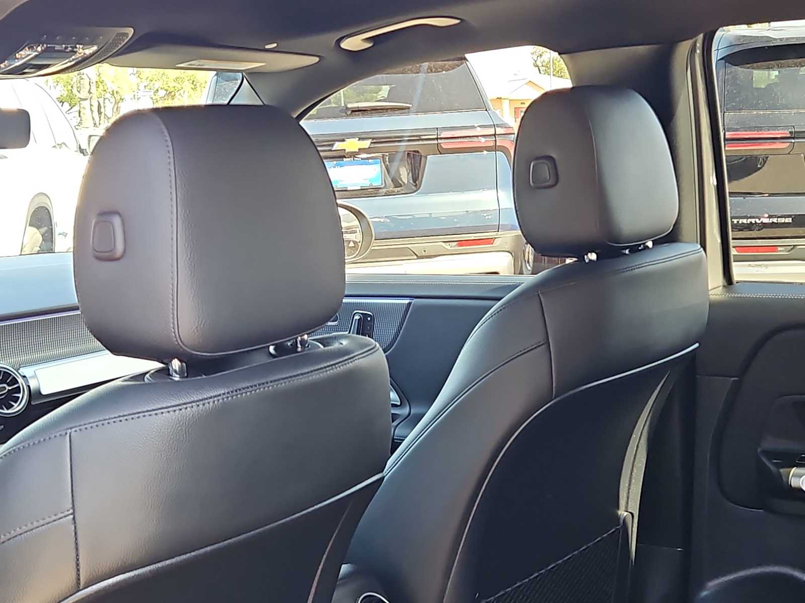 Thumbnail: 2022 Mercedes-Benz GLB - 14