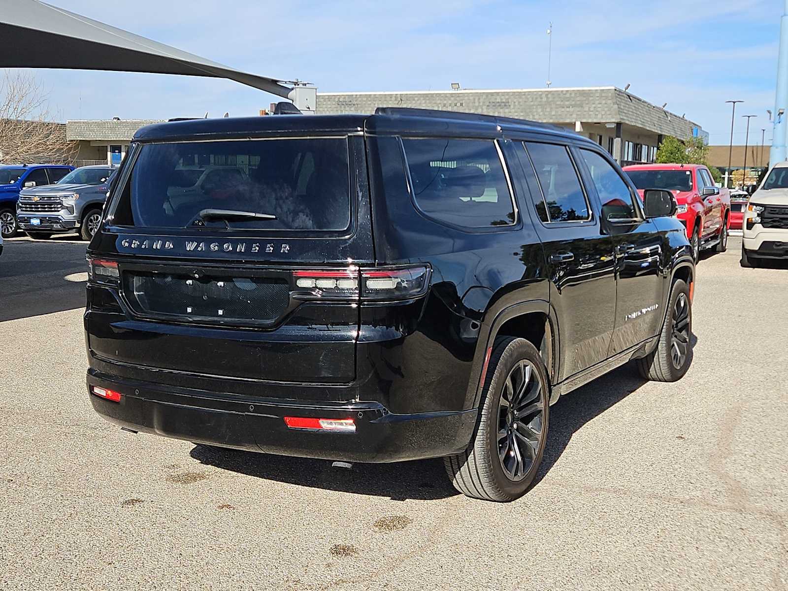 Thumbnail: 2024 Jeep Grand Wagoneer - 8