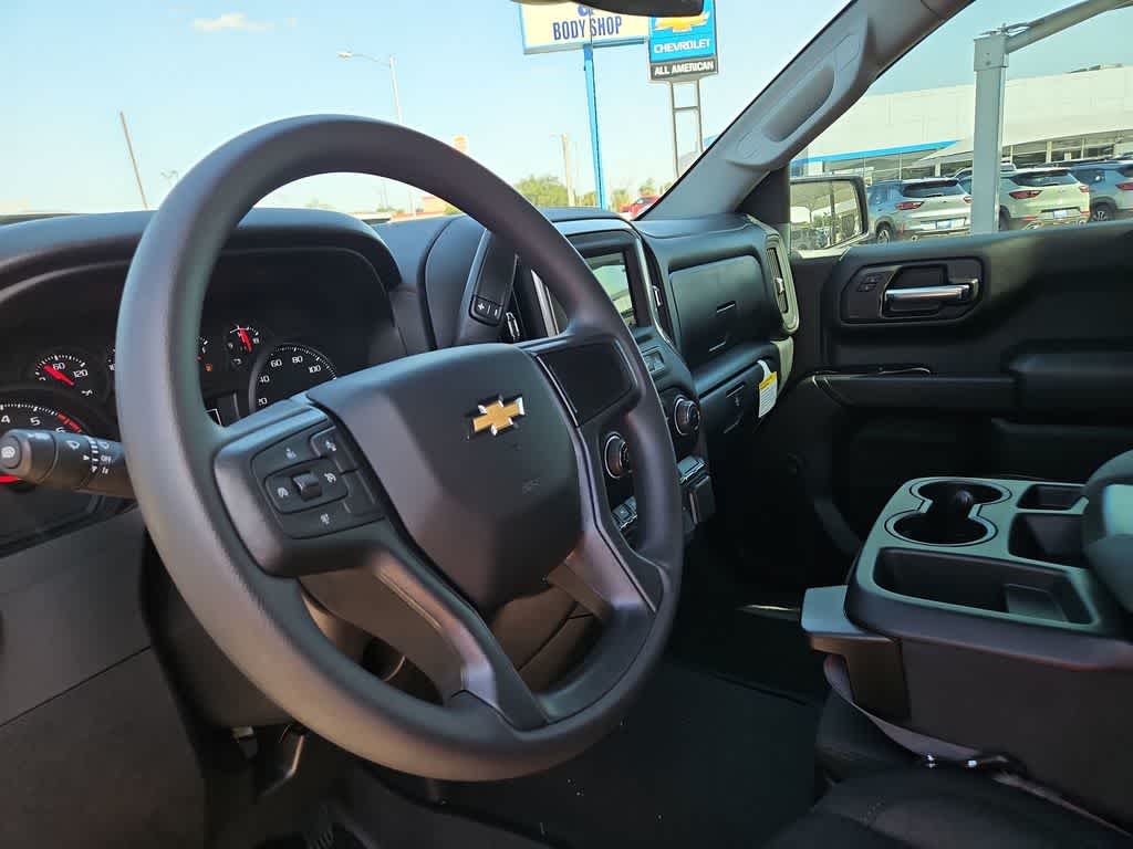 Thumbnail: 2026 Chevrolet Silverado 1500 - 10