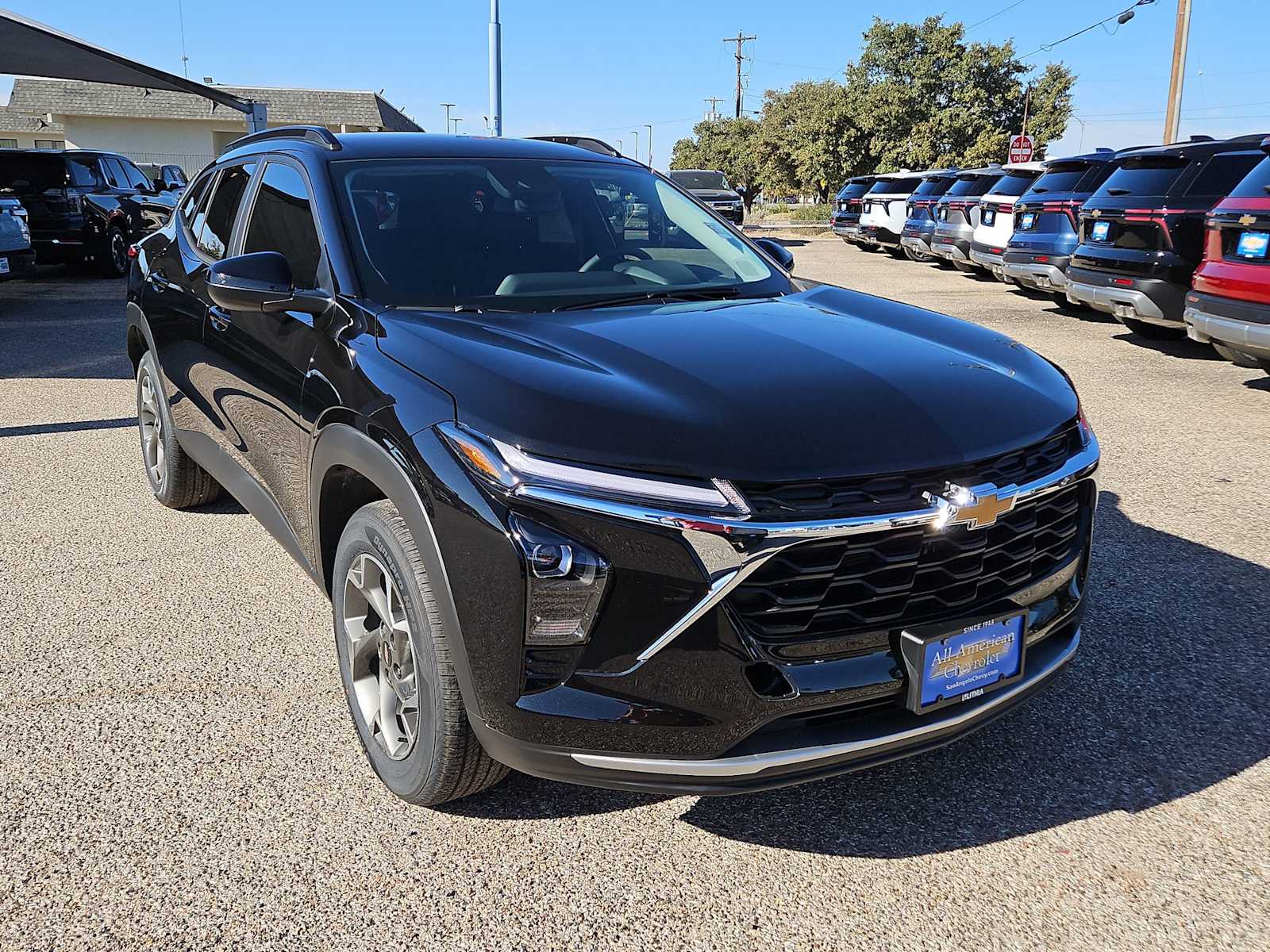 Thumbnail: 2026 Chevrolet Trax - 2